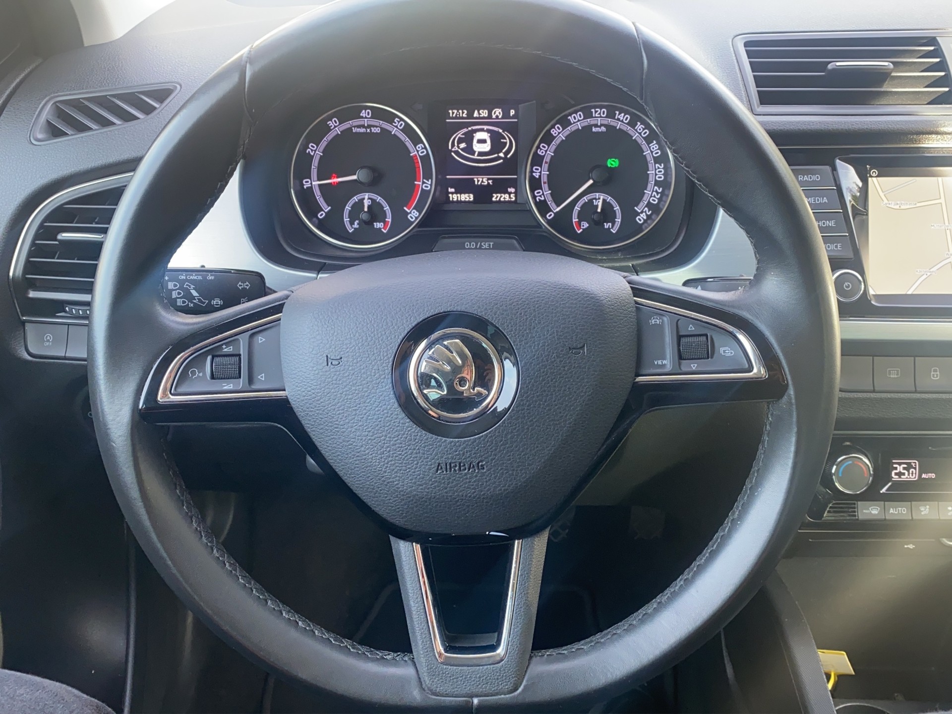 SKODA Fabia Combi 1.0 TSI Style DSG-image-11