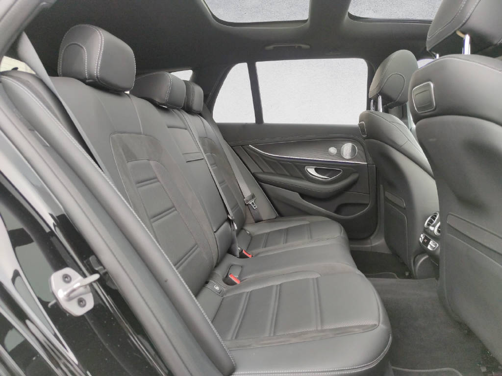 MERCEDES-BENZ E 53 AMG 4Matic+ T-Modell-image-13