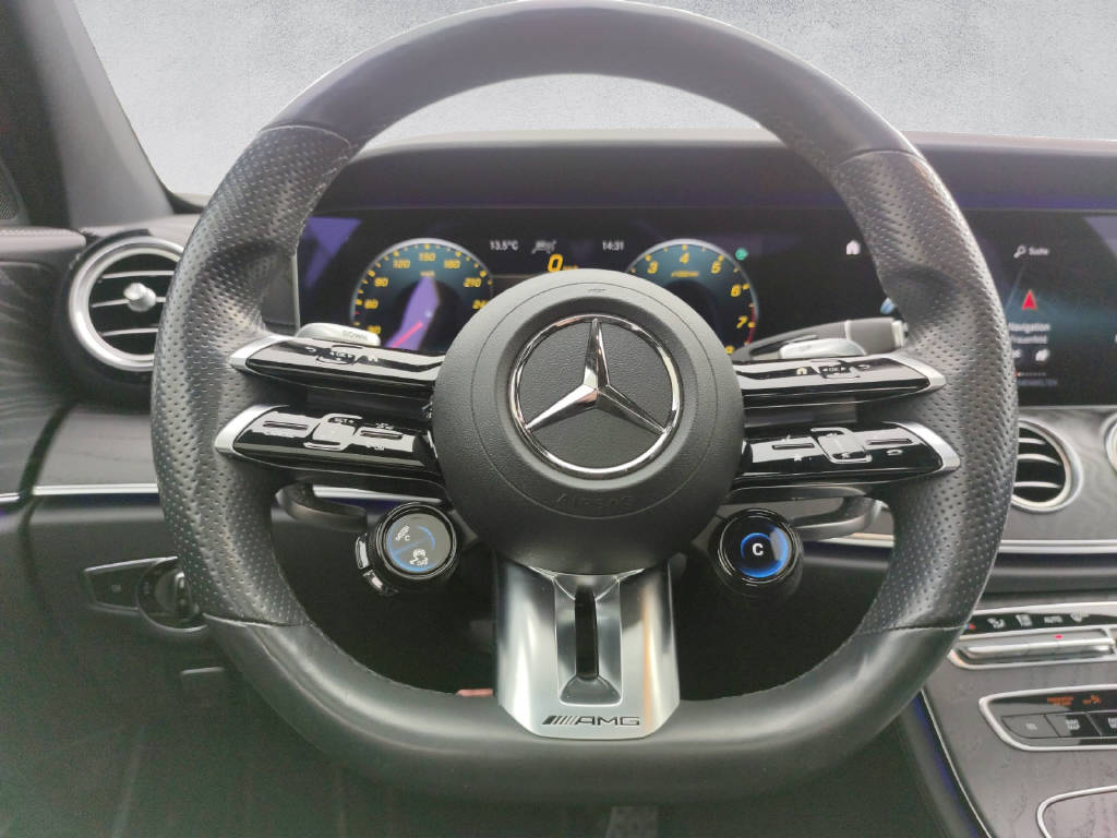 MERCEDES-BENZ E 53 AMG 4Matic+ T-Modell-image-12
