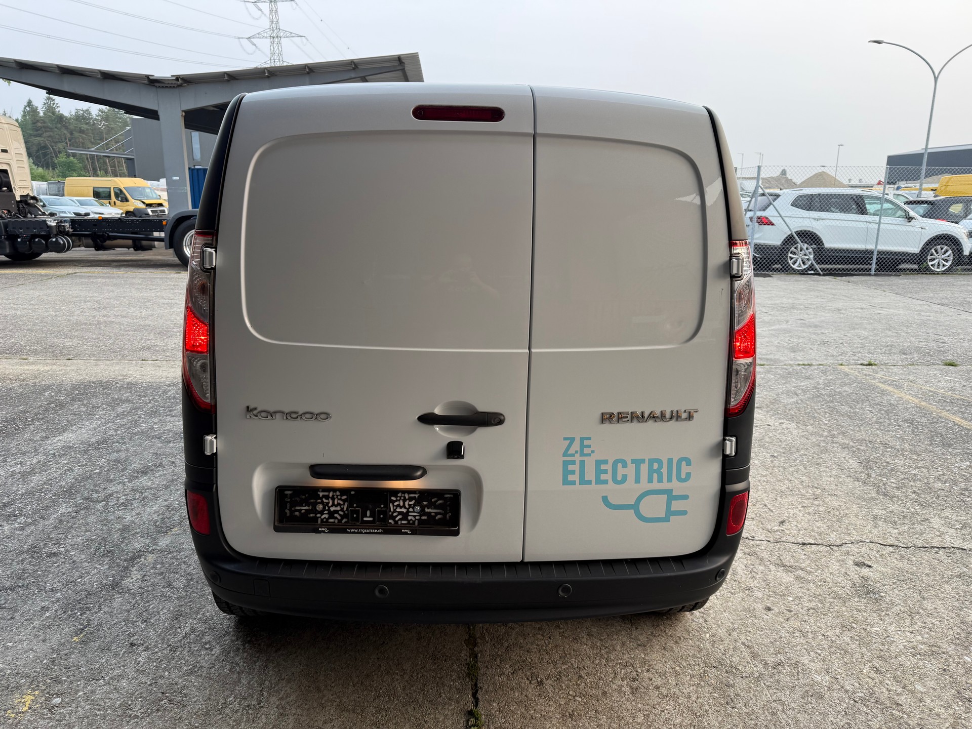 RENAULT Kangoo Z.E. 33 R60 Access-image-4