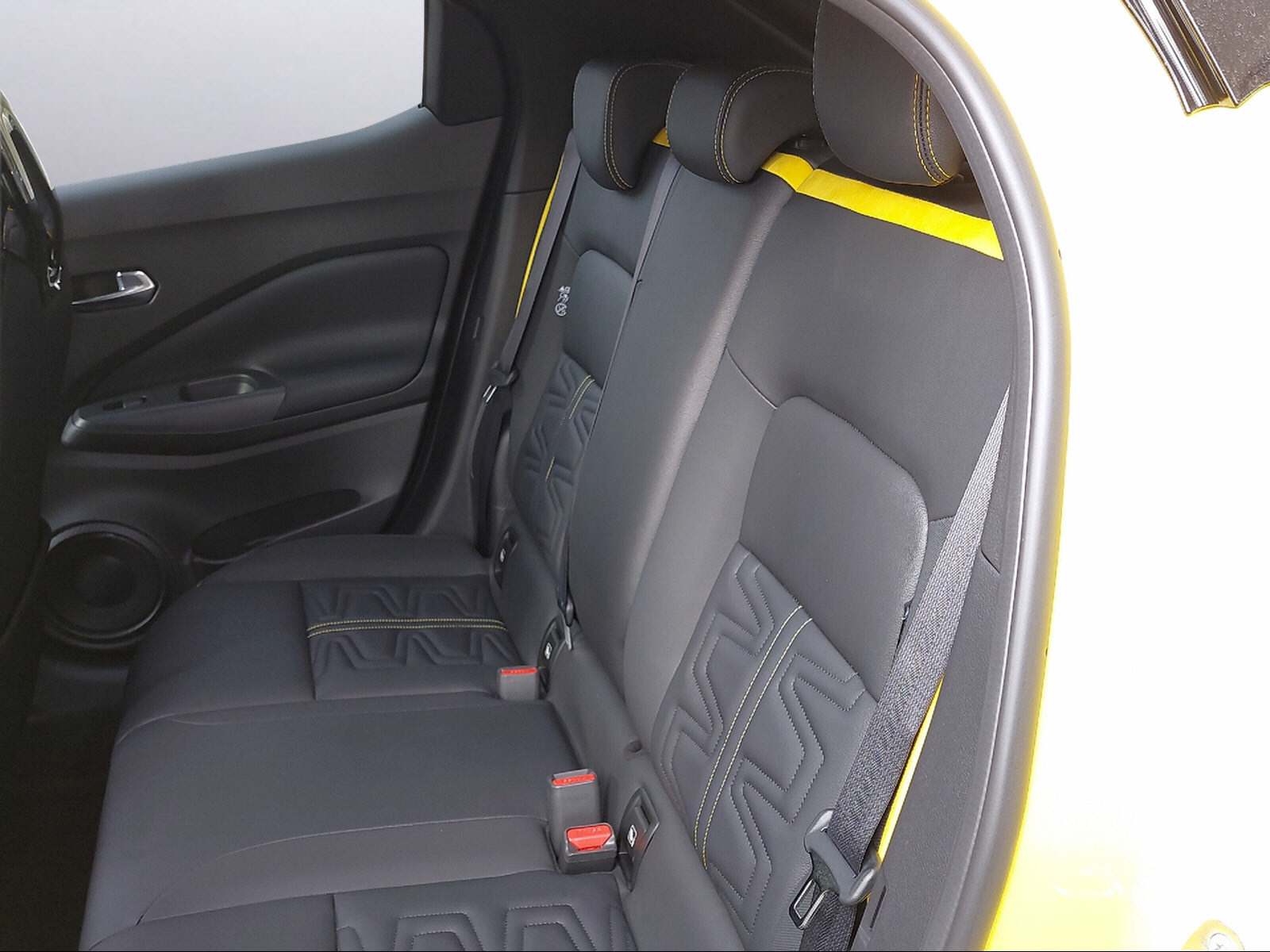 NISSAN Juke 1.6 Hybrid N-Sport-image-8