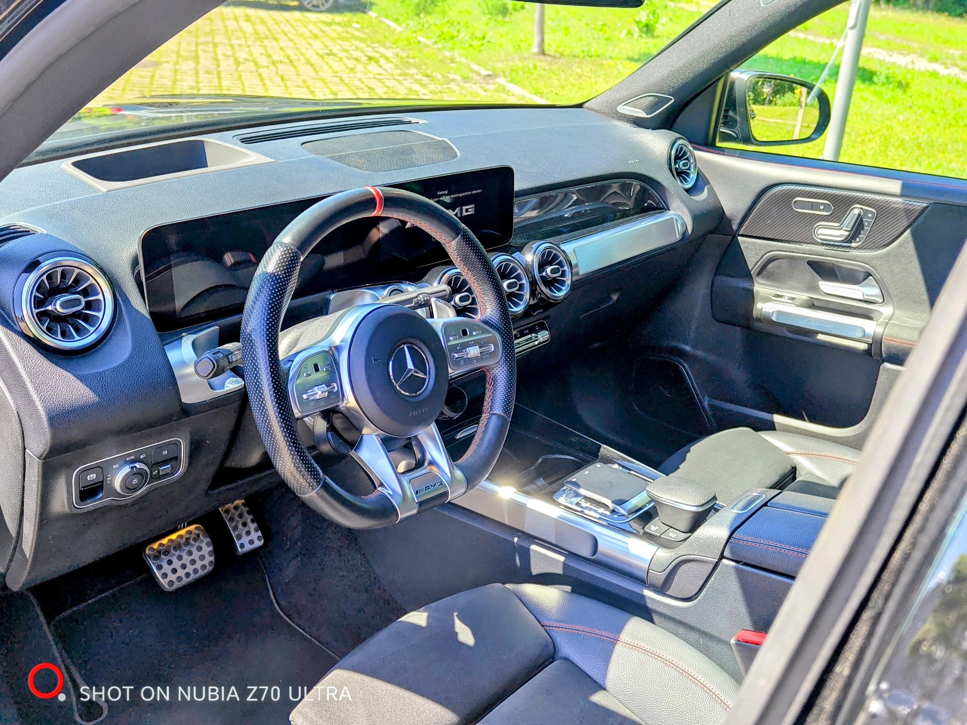 MERCEDES-BENZ GLB 35 AMG 4Matic 8G-Tronic-image-10