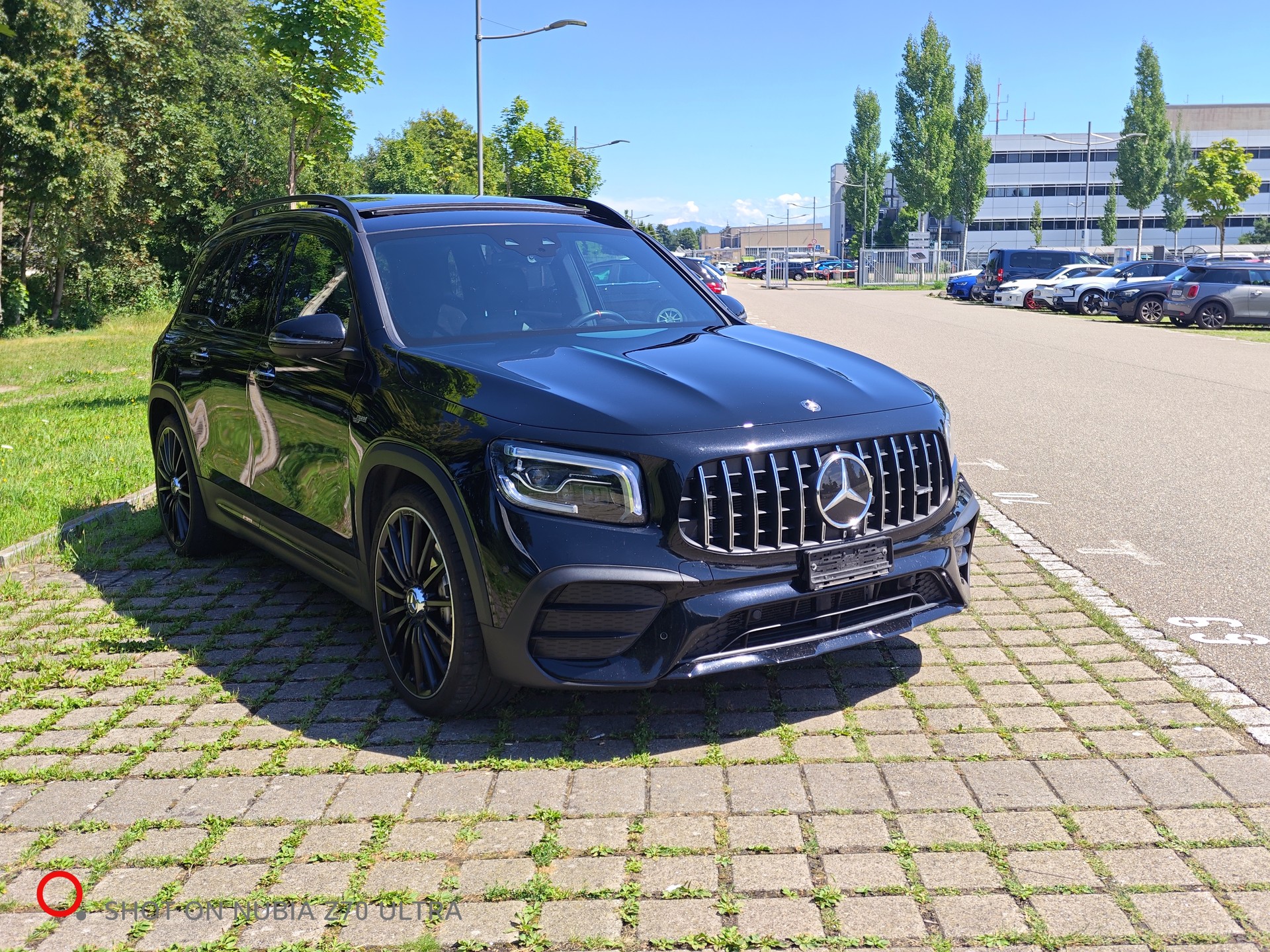 MERCEDES-BENZ GLB 35 AMG 4Matic 8G-Tronic-image-6