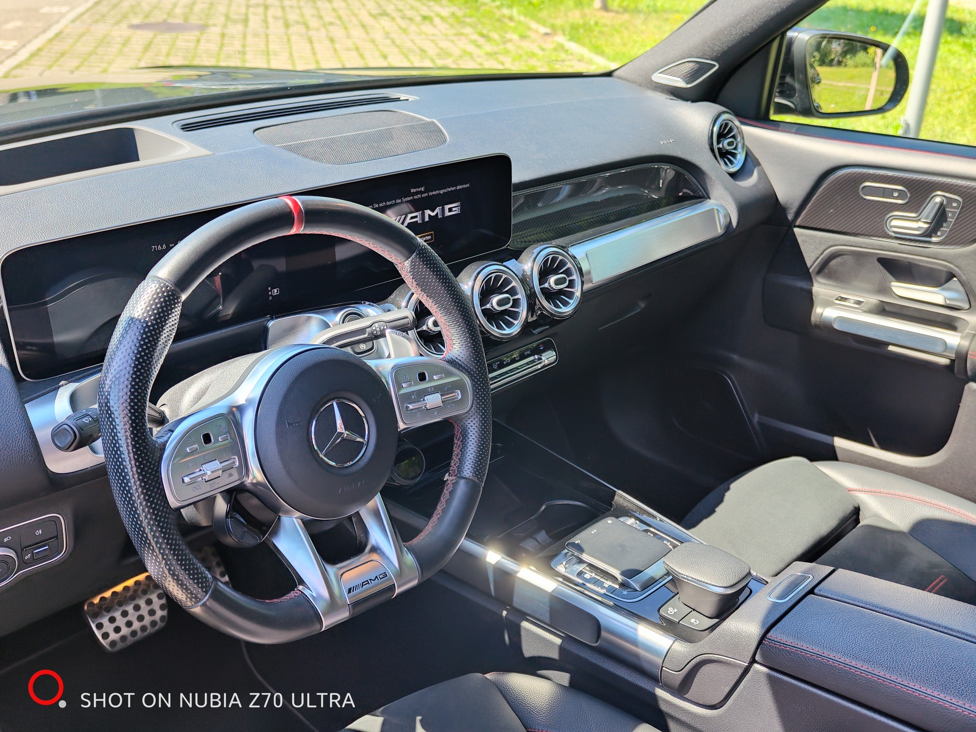 MERCEDES-BENZ GLB 35 AMG 4Matic 8G-Tronic-image-9