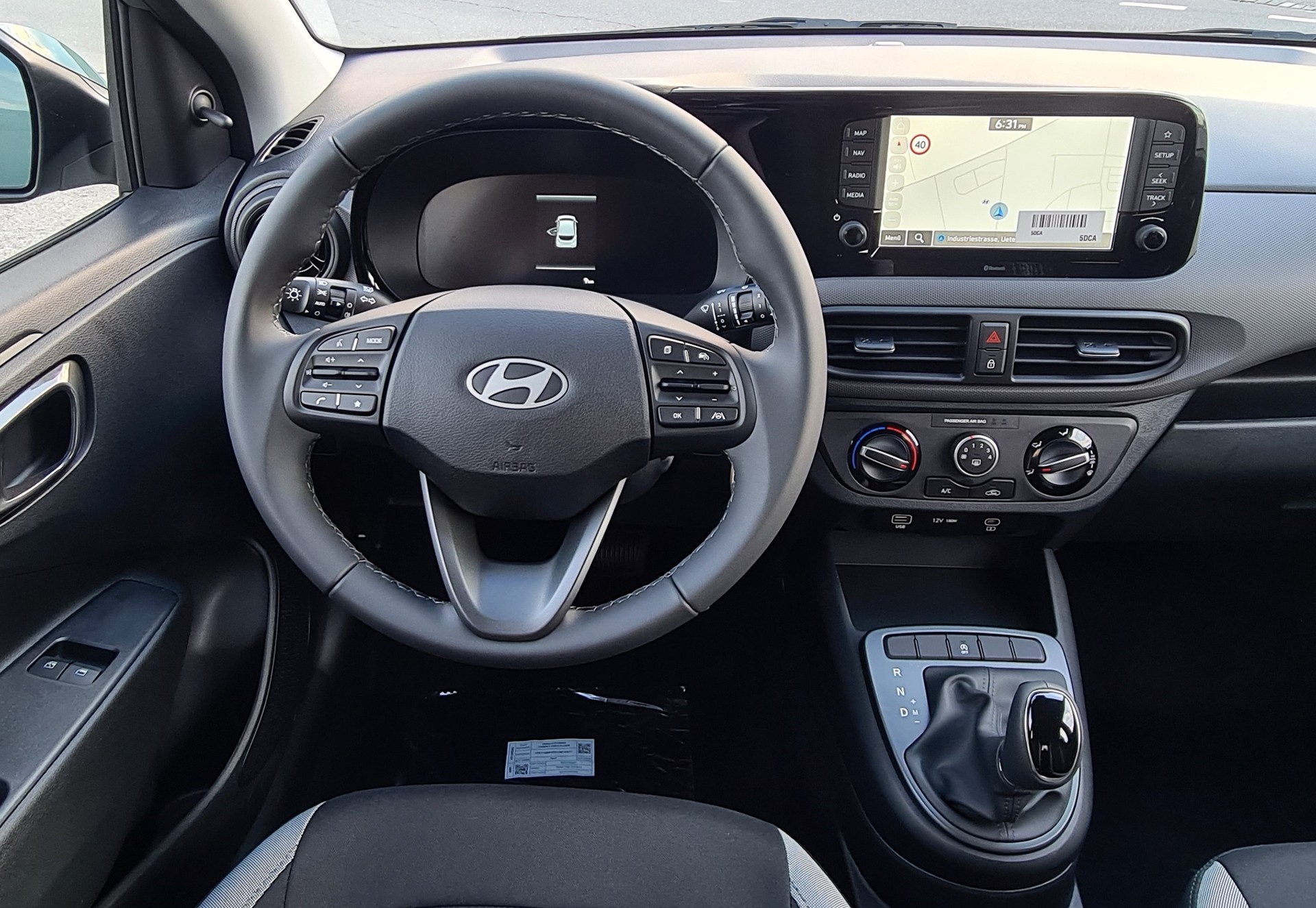 HYUNDAI i10 1.0 Origo Aut.-image-12