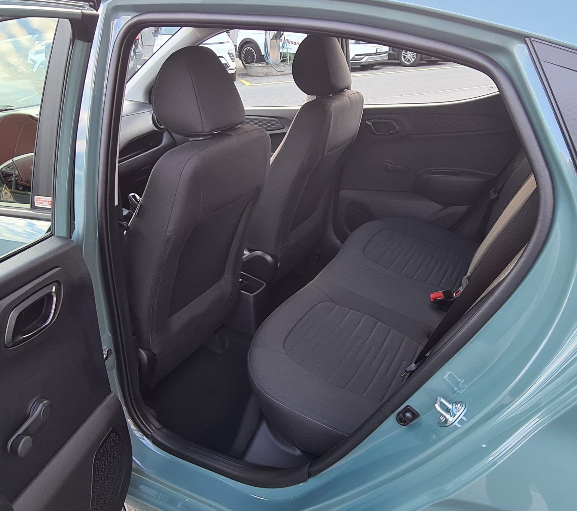 HYUNDAI i10 1.0 Origo Aut.-image-10