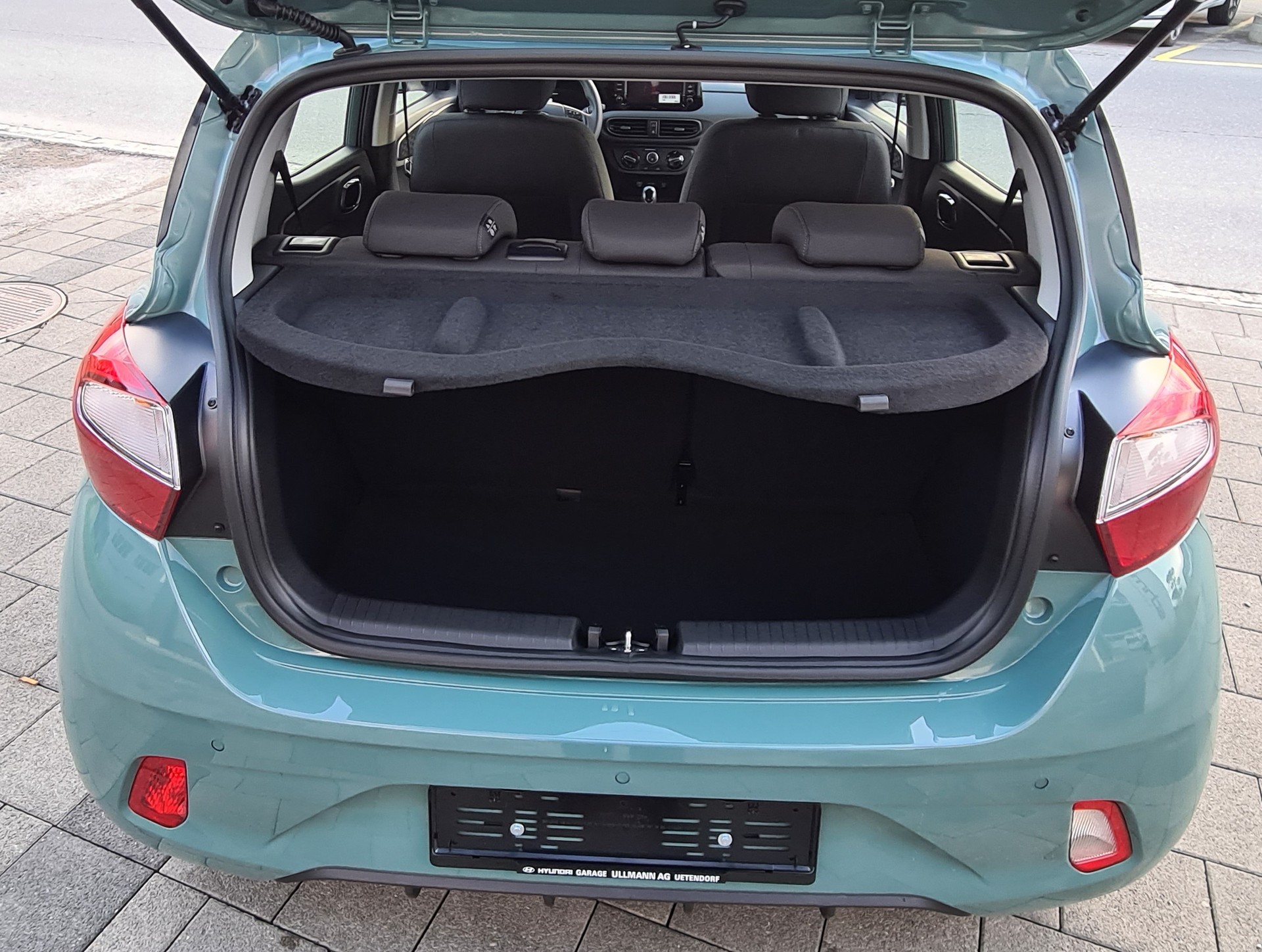 HYUNDAI i10 1.0 Origo Aut.-image-11