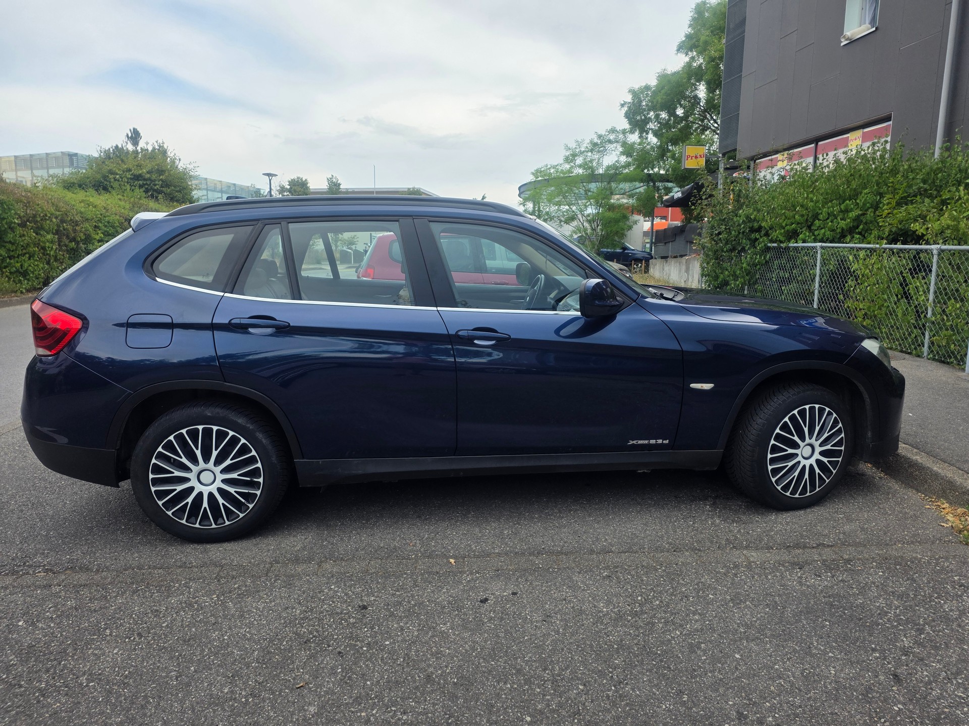 BMW X1 xDrive 23d Steptronic-image-1