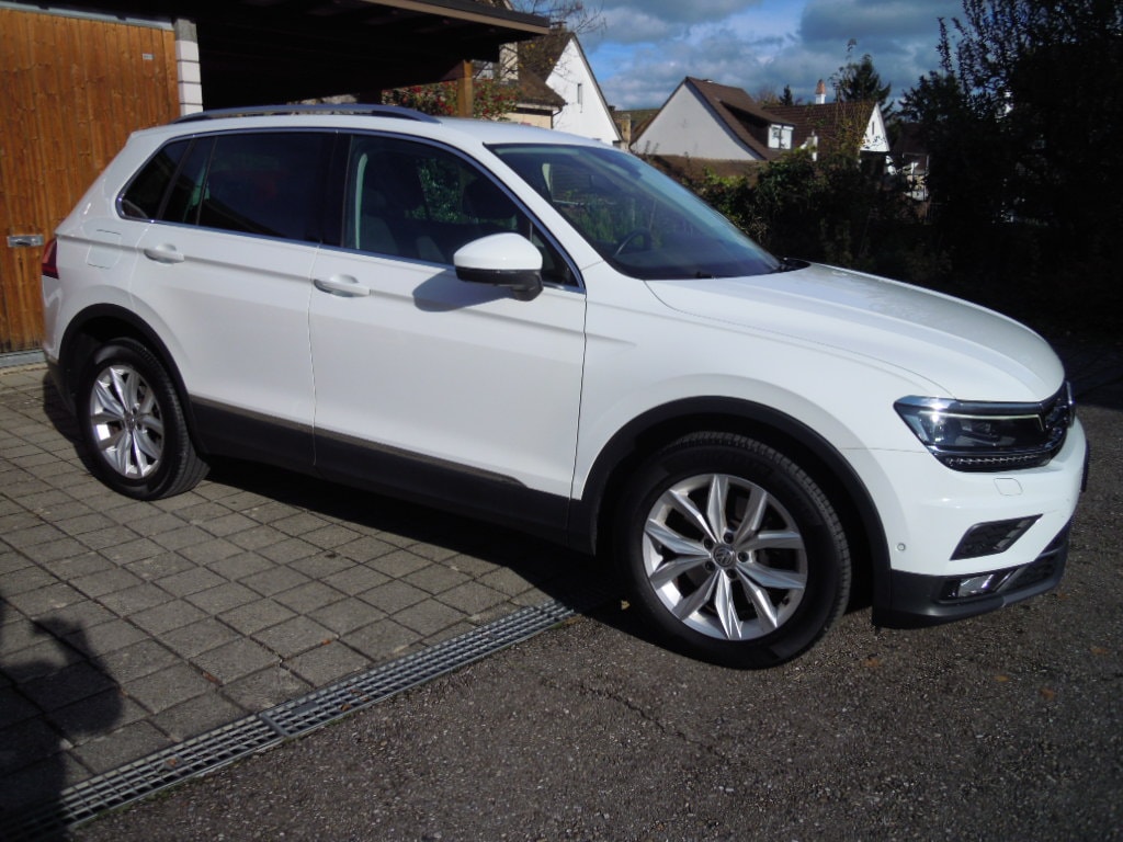 VW Tiguan 2.0 TDI SCR Highline 4Motion DSG-showroom-element-1