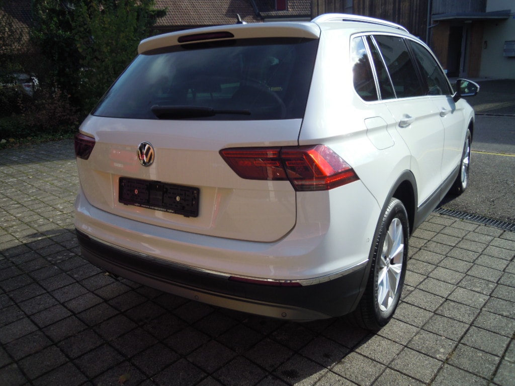VW Tiguan 2.0 TDI SCR Highline 4Motion DSG-showroom-element-2