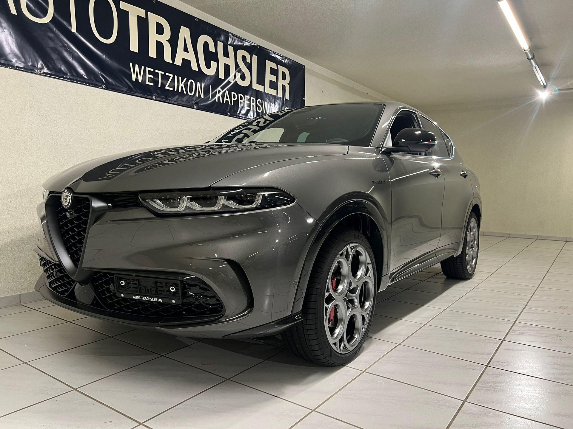 ALFA ROMEO Tonale 1.3 Plug-in Hybrid Veloce Q4-image-1