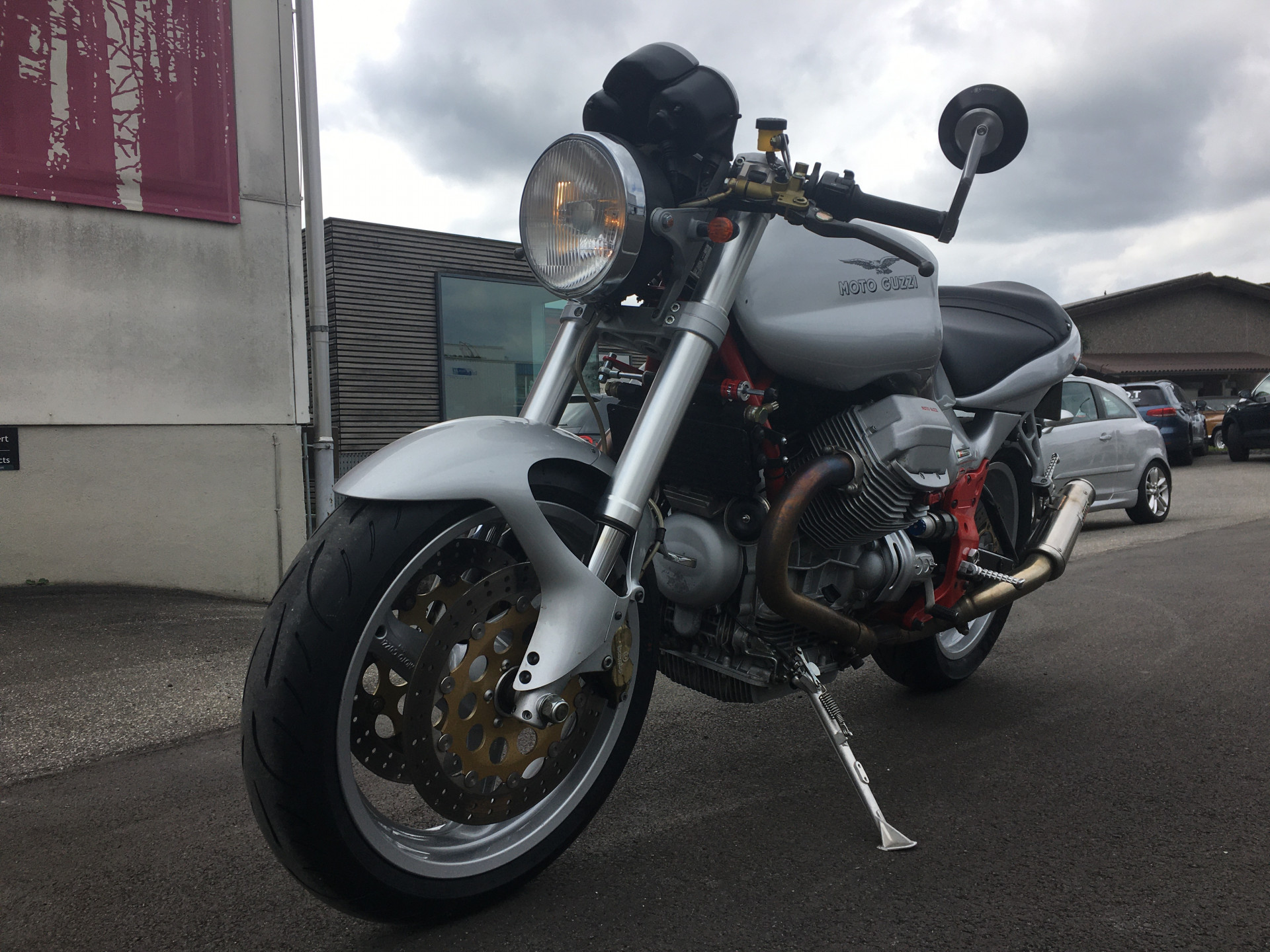 MOTO GUZZI V11 Sport-showroom-element-1