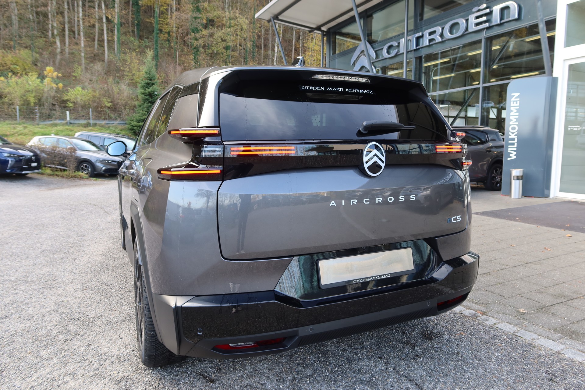 CITROEN E-C5 Aircross 73 kWh Max-image-5