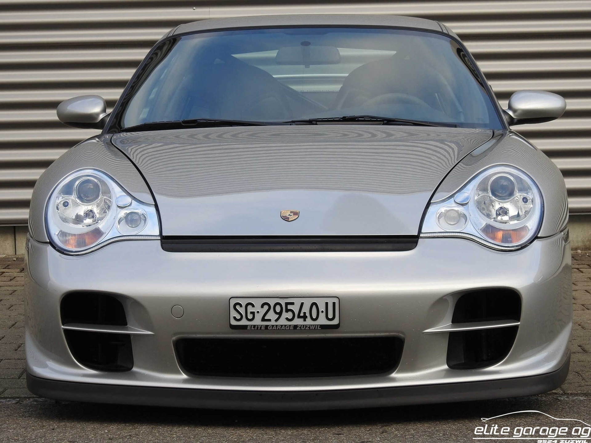 PORSCHE 911 GT2-image-1