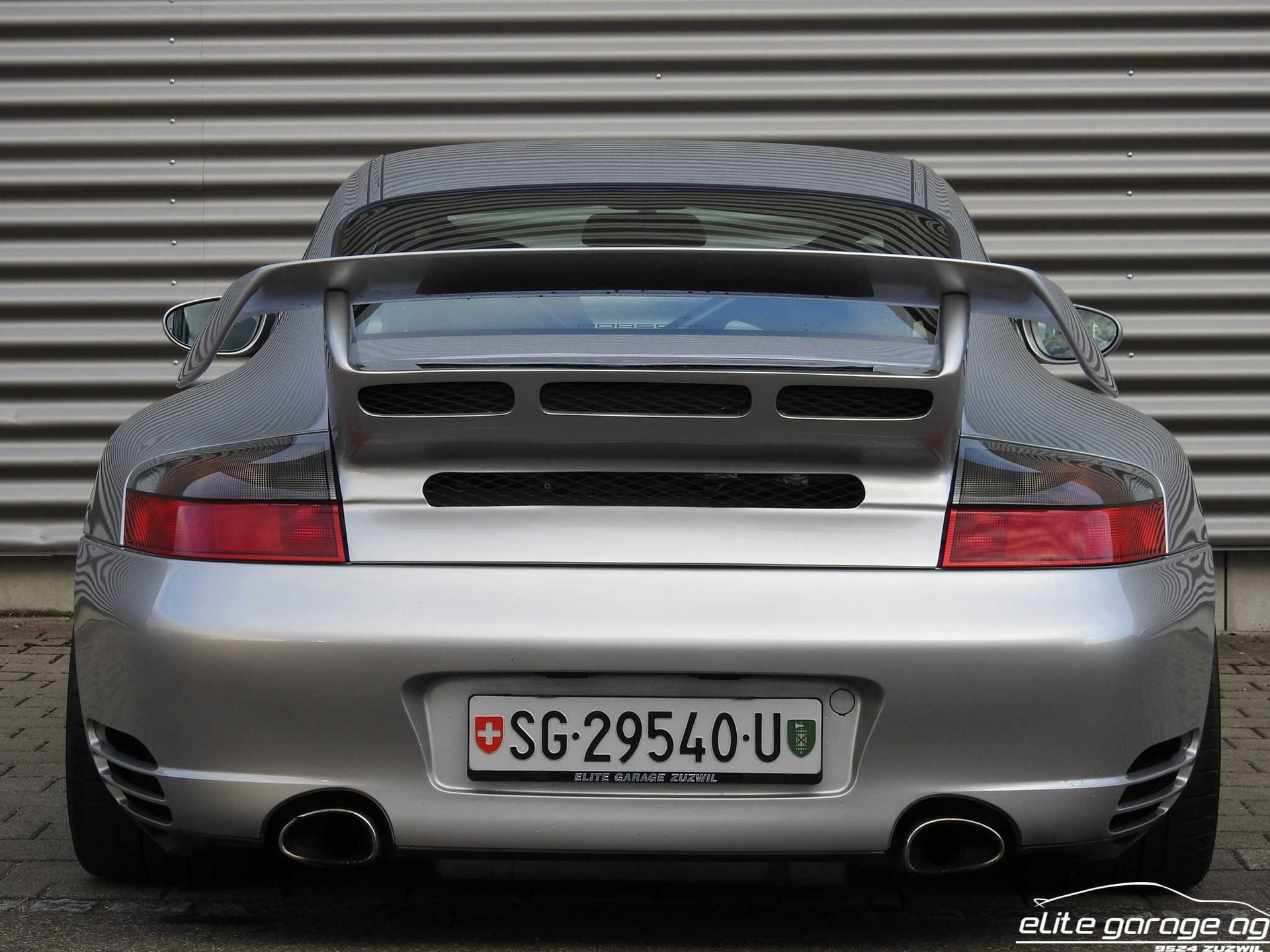 PORSCHE 911 GT2-image-3