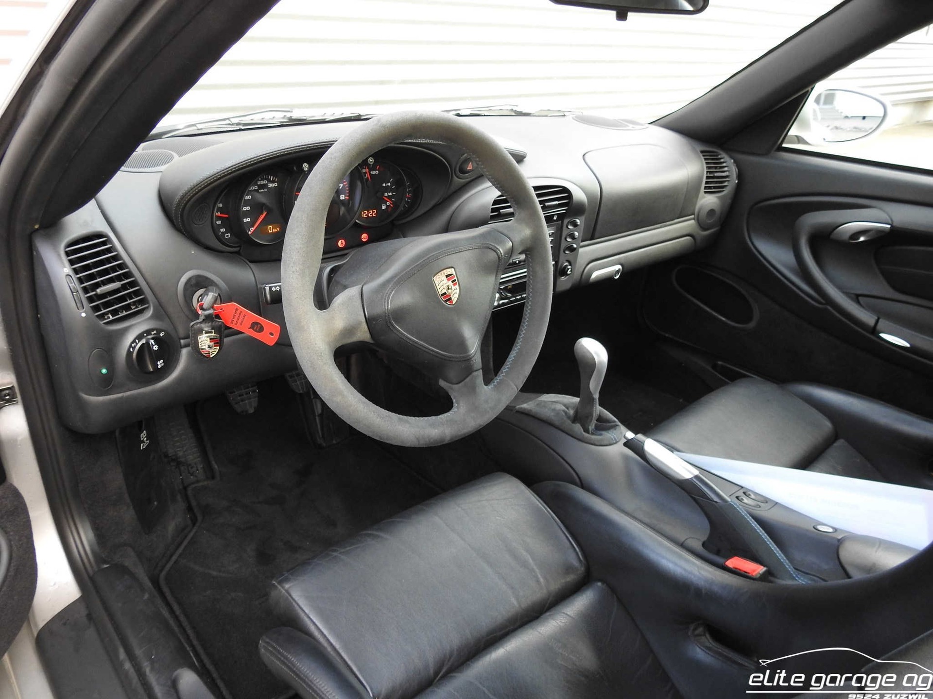 PORSCHE 911 GT2-image-6