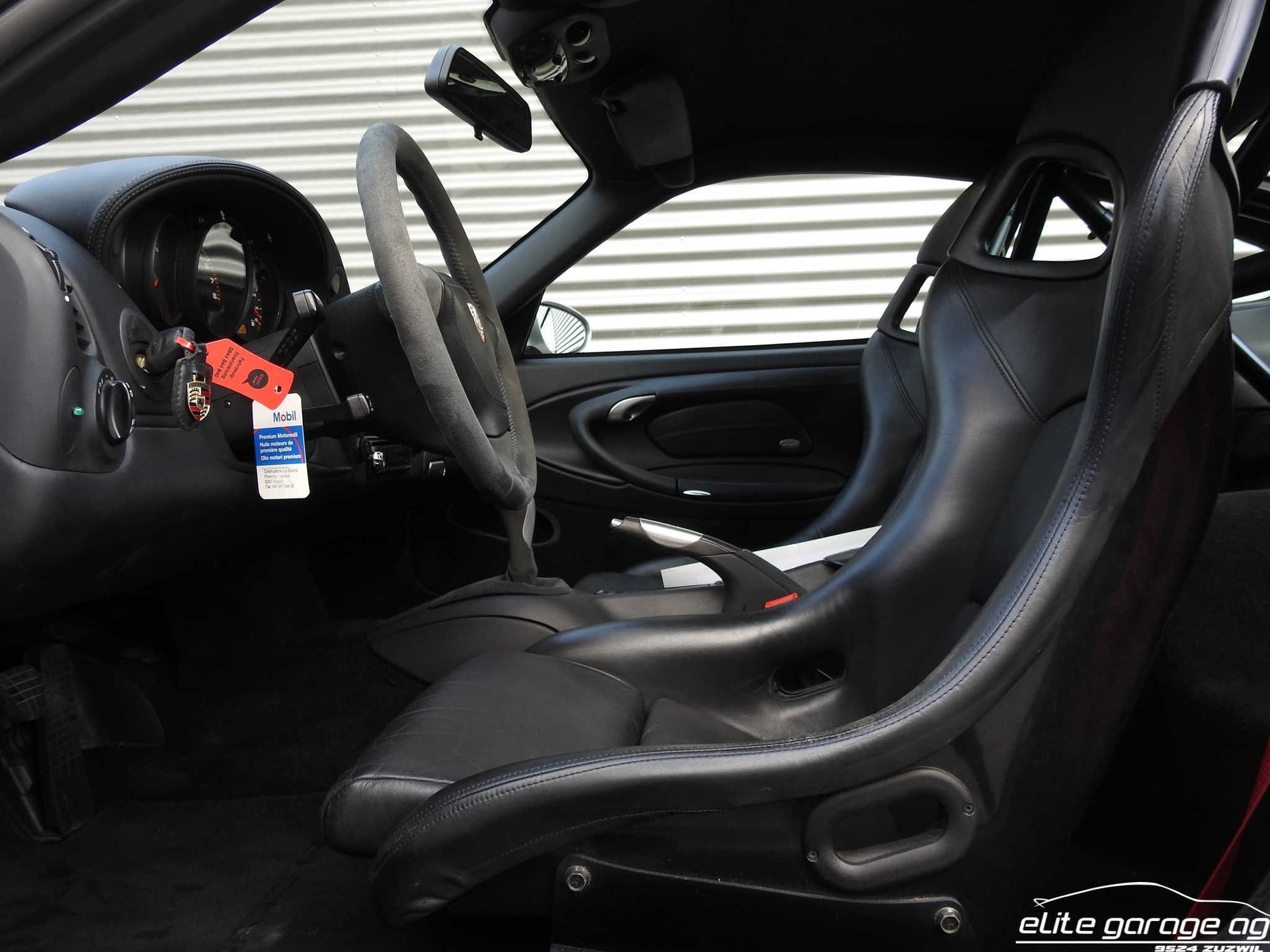 PORSCHE 911 GT2-image-7