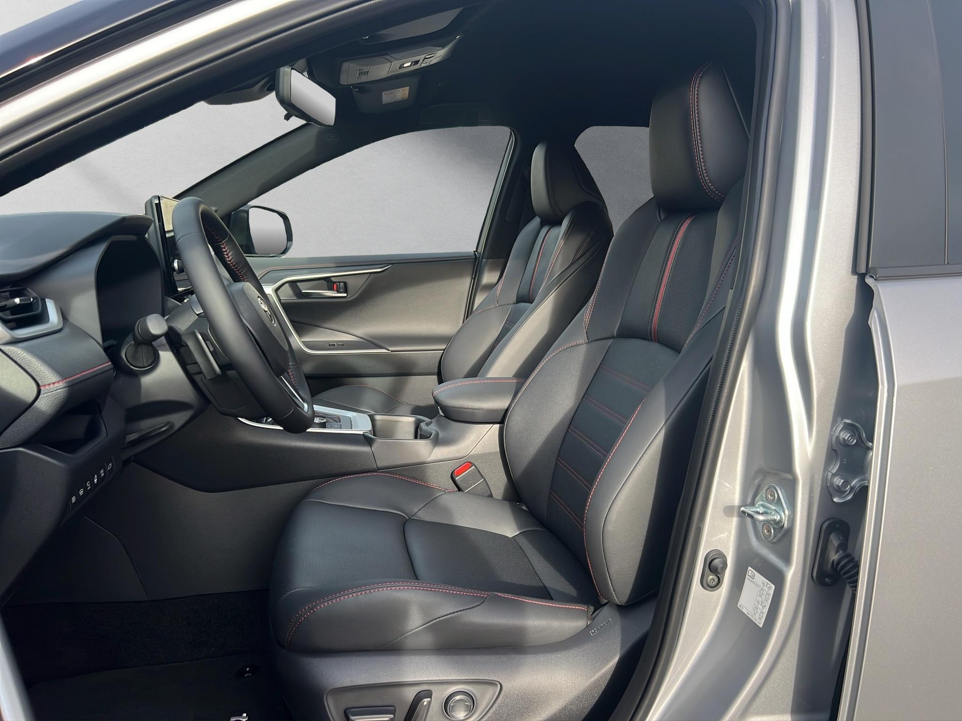 TOYOTA RAV4 2.5 Plug-In-Hybrid Platinum-image-8