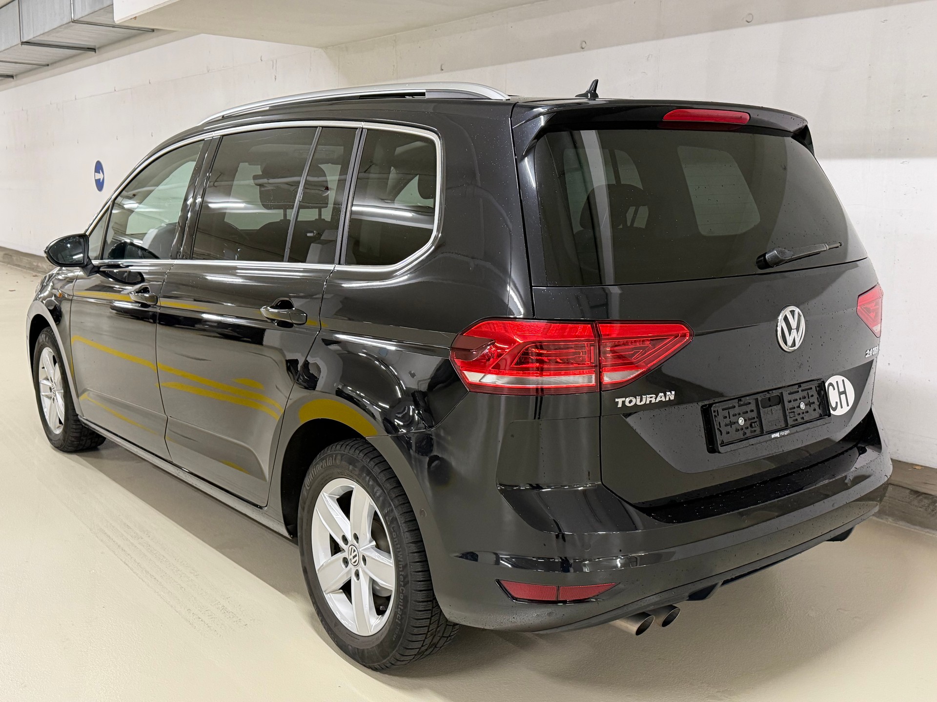 VW Touran 2.0 TDI BlueMotion Technology Highline-image-6