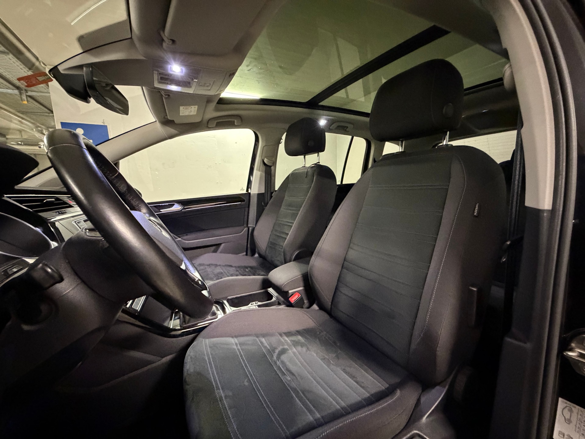 VW Touran 2.0 TDI BlueMotion Technology Highline-image-7