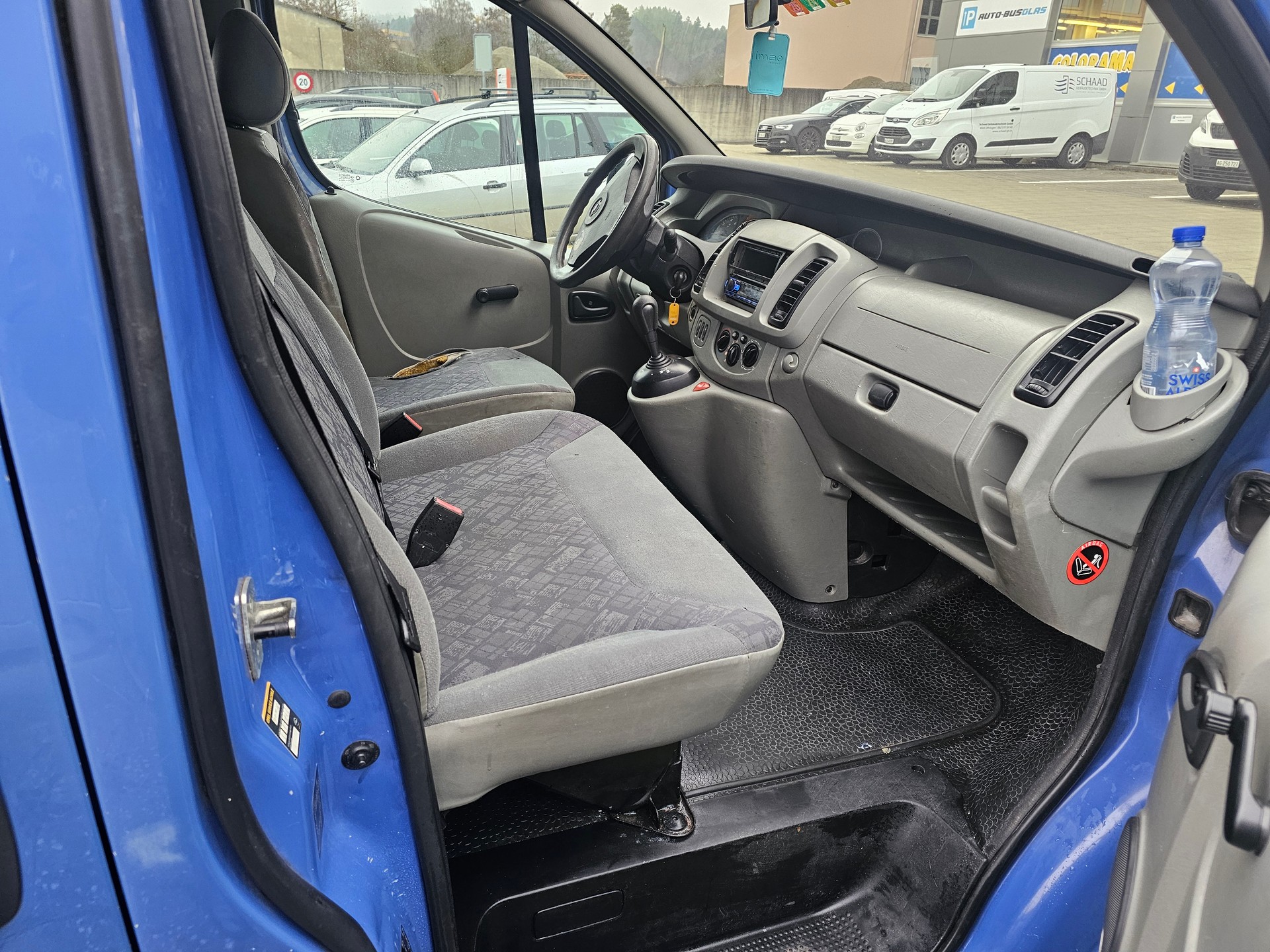 OPEL Vivaro 2.5 CDTI 2.7t-image-9