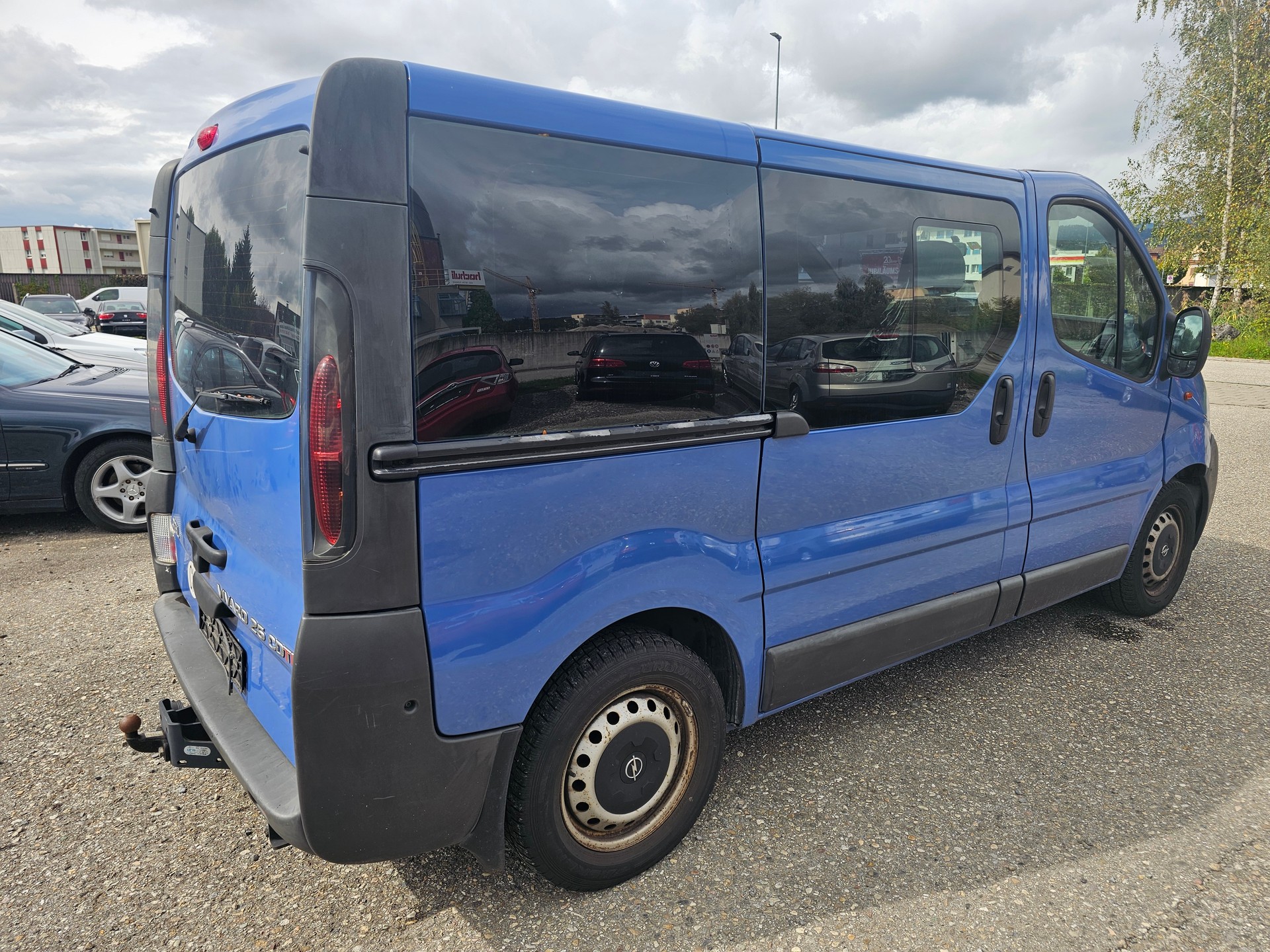 OPEL Vivaro 2.5 CDTI 2.7t-image-4