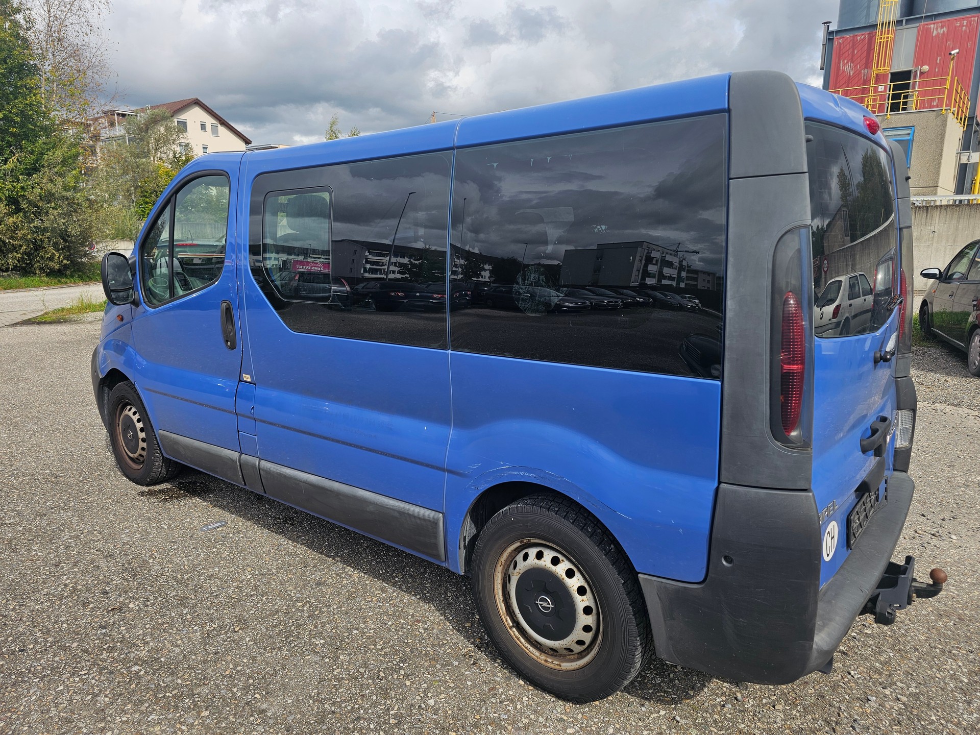 OPEL Vivaro 2.5 CDTI 2.7t-image-3