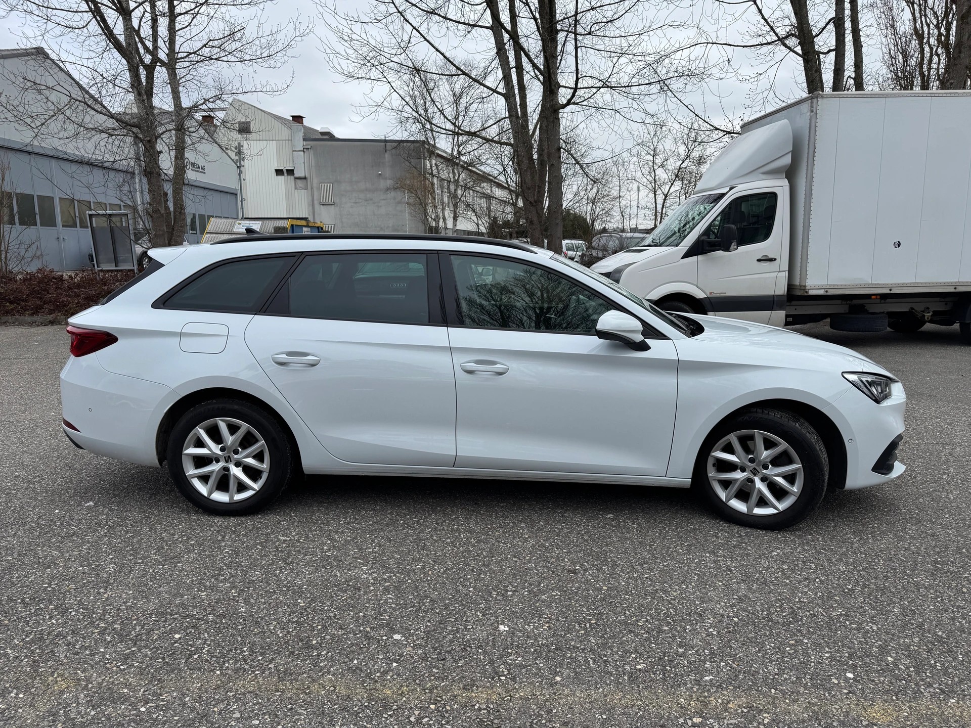 SEAT Leon ST 1.5 eTSI mHEV DSG Style * Gr. Navi * LED * Klima-auto * PDC v&h * Tempomat * Abstandregelment * Frisch MFK 05.2025-image-9