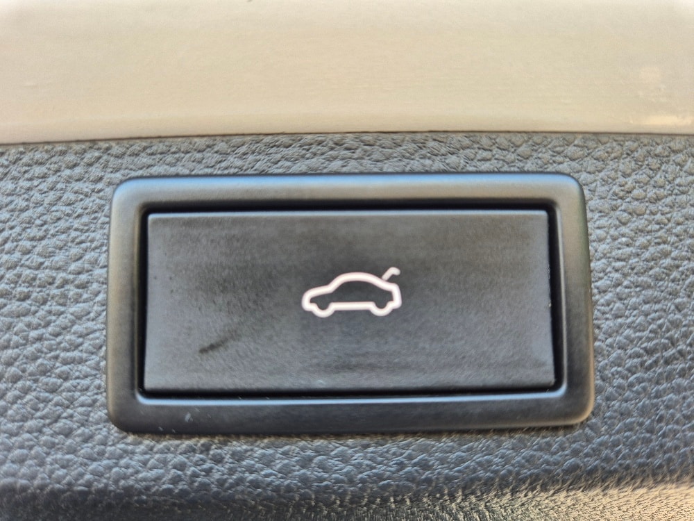 SKODA Karoq 2.0 TDI CR Style 4x4 DSG-image-23