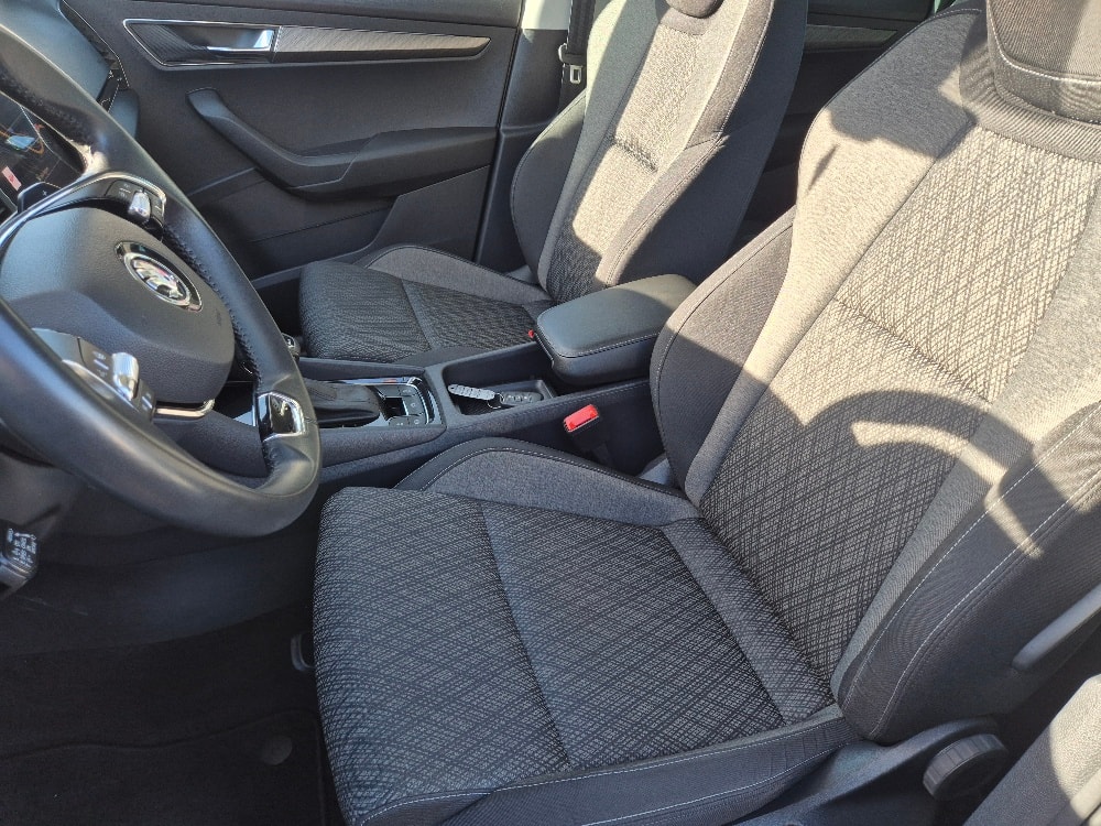 SKODA Karoq 2.0 TDI CR Style 4x4 DSG-image-9
