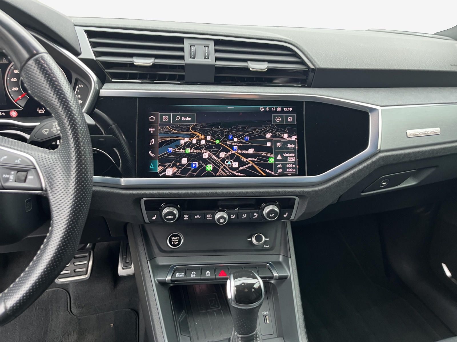 AUDI Q3 Sportback 40 TDI S line Attraction quattro S-tronic-image-10