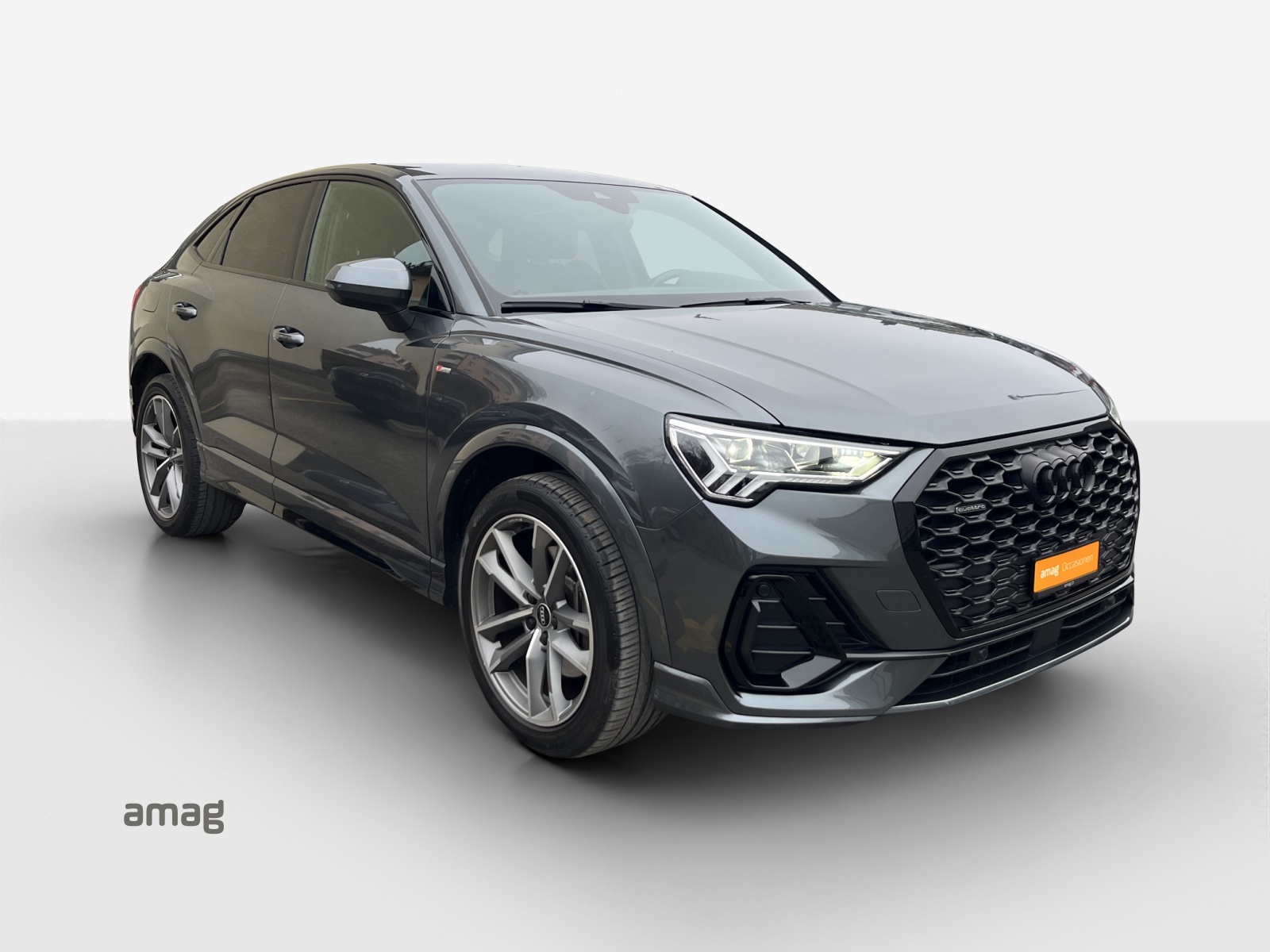 AUDI Q3 Sportback 40 TDI S line Attraction quattro S-tronic-image-5