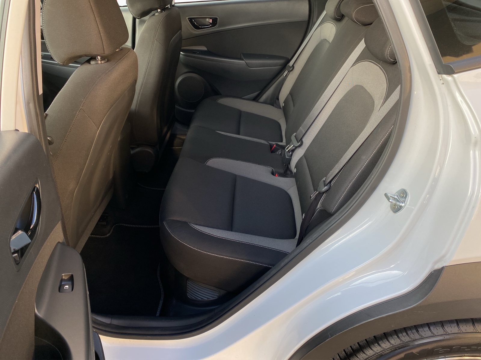 HYUNDAI Kona 1.6 GDi Hybrid Origo-image-10