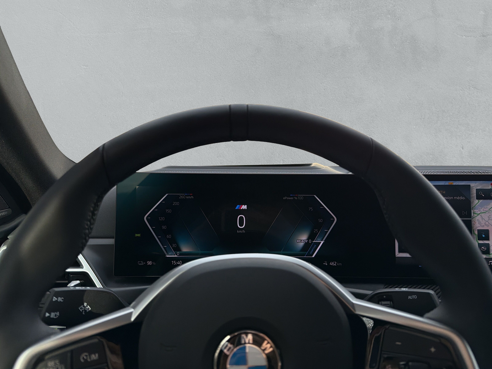 BMW i4 xDrive 40 M Sport Pro-image-17