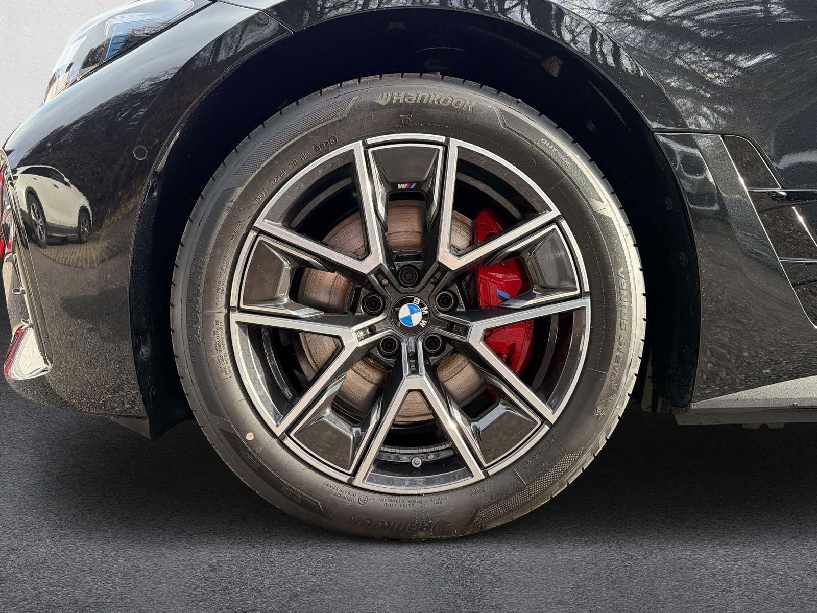 BMW i4 xDrive 40 M Sport Pro-image-7