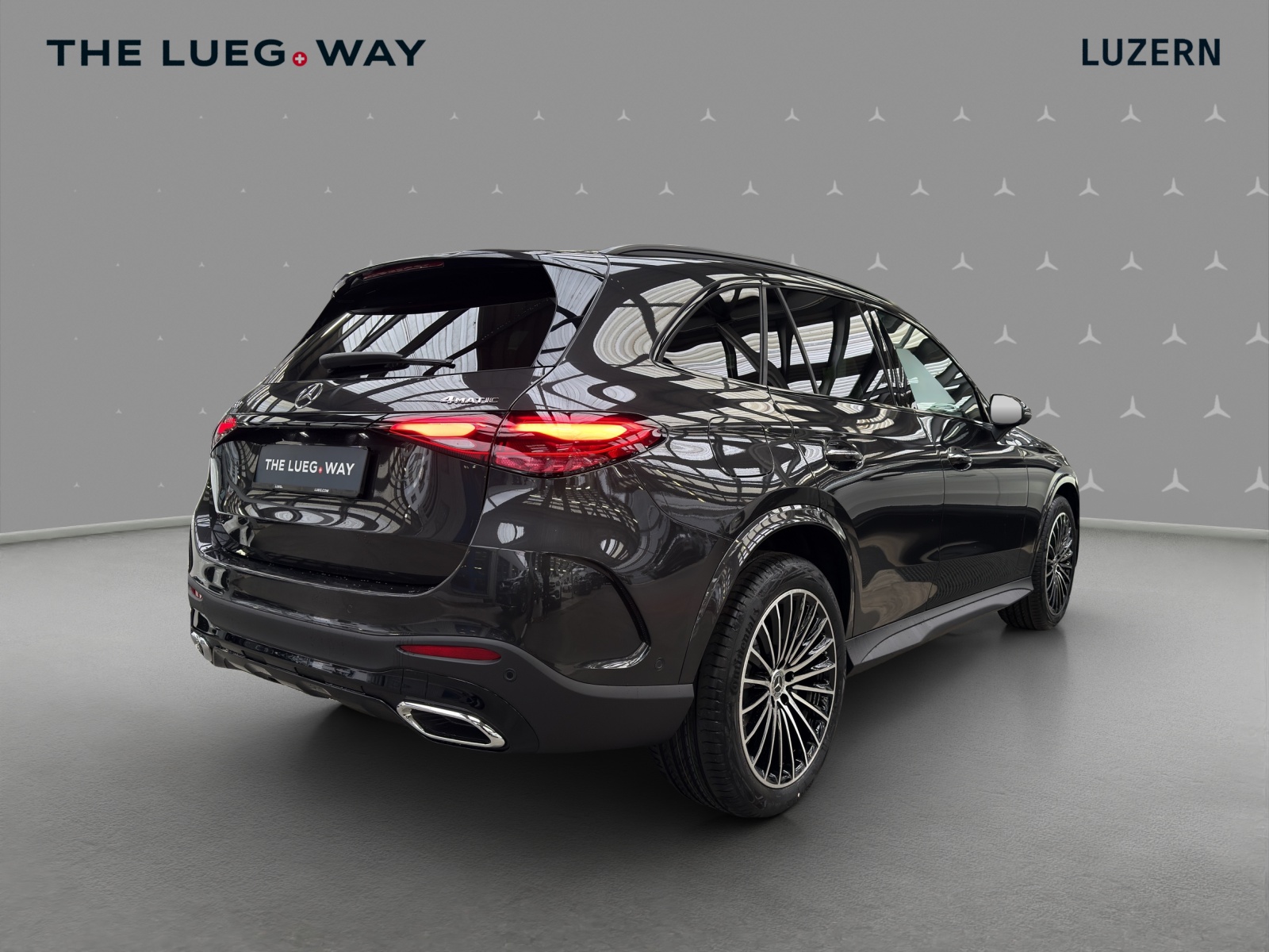 MERCEDES-BENZ GLC 300 4Matic 9G-Tronic-image-4