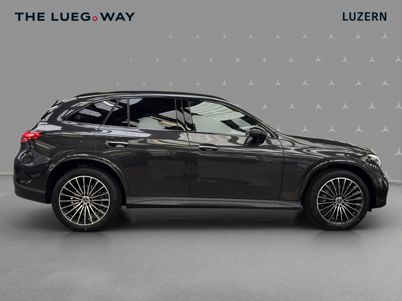 MERCEDES-BENZ GLC 300 4Matic 9G-Tronic-image-5
