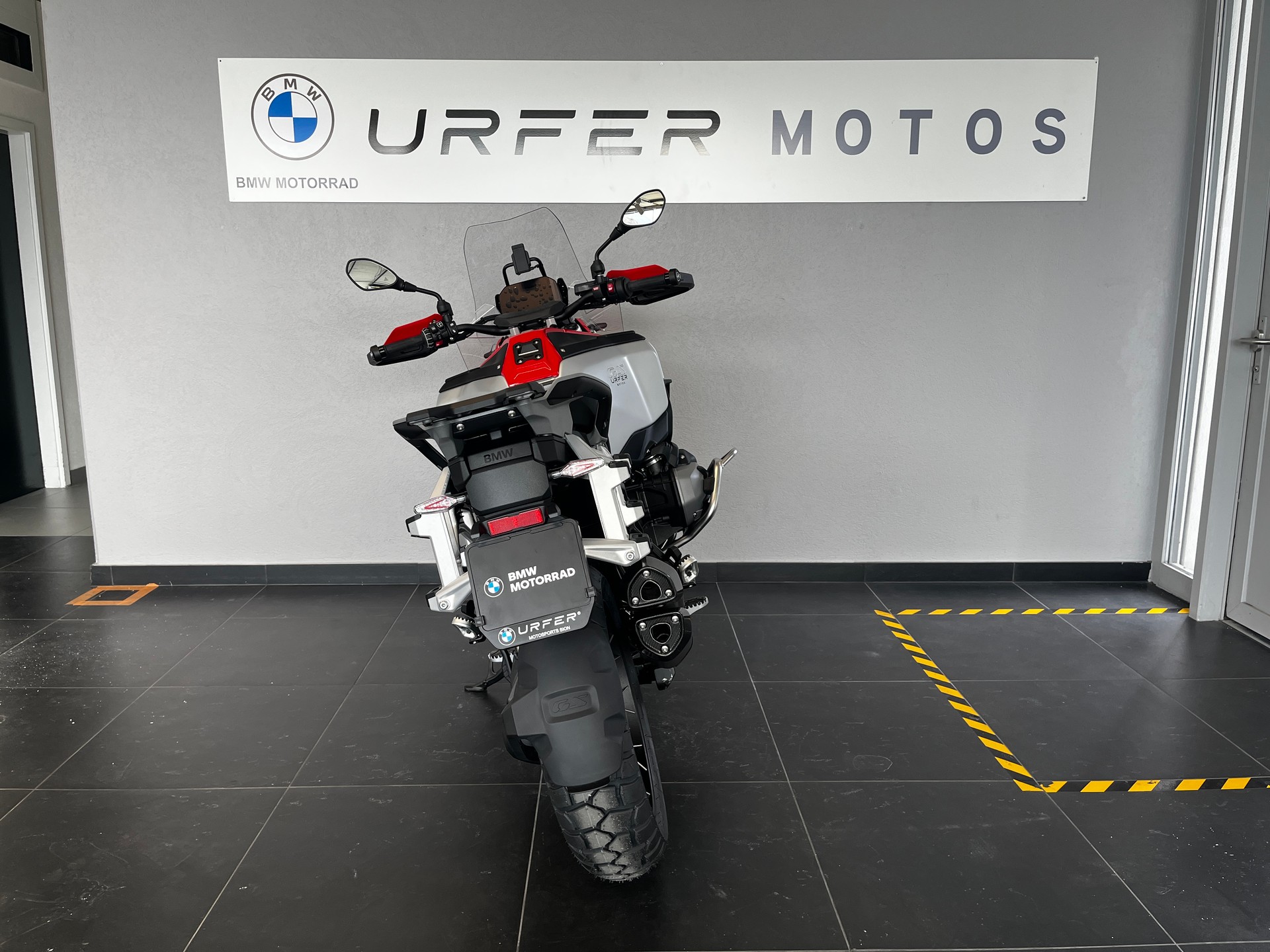 BMW R 1300 GS Adventure-image-6