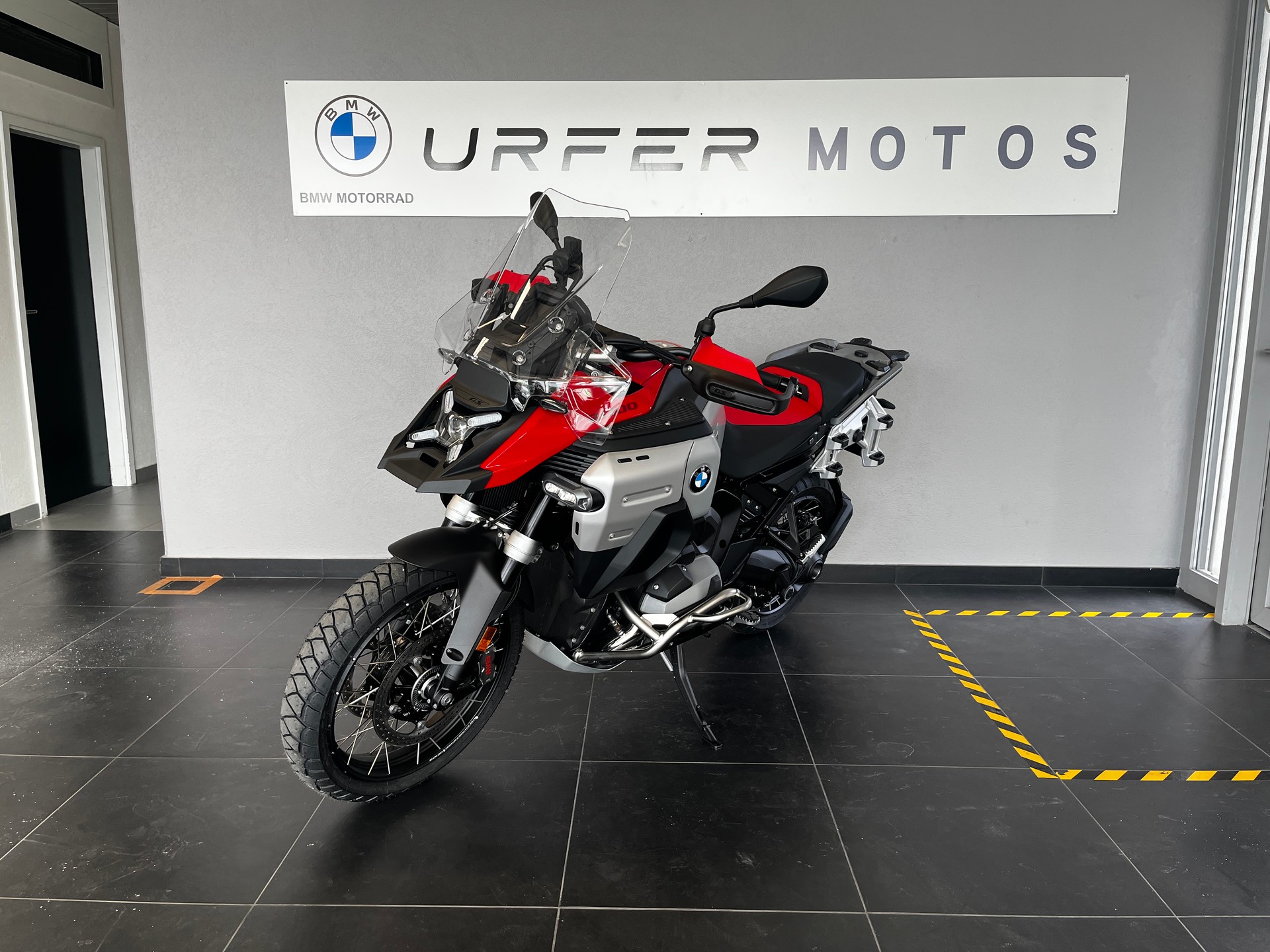 BMW R 1300 GS Adventure-showroom-element-3