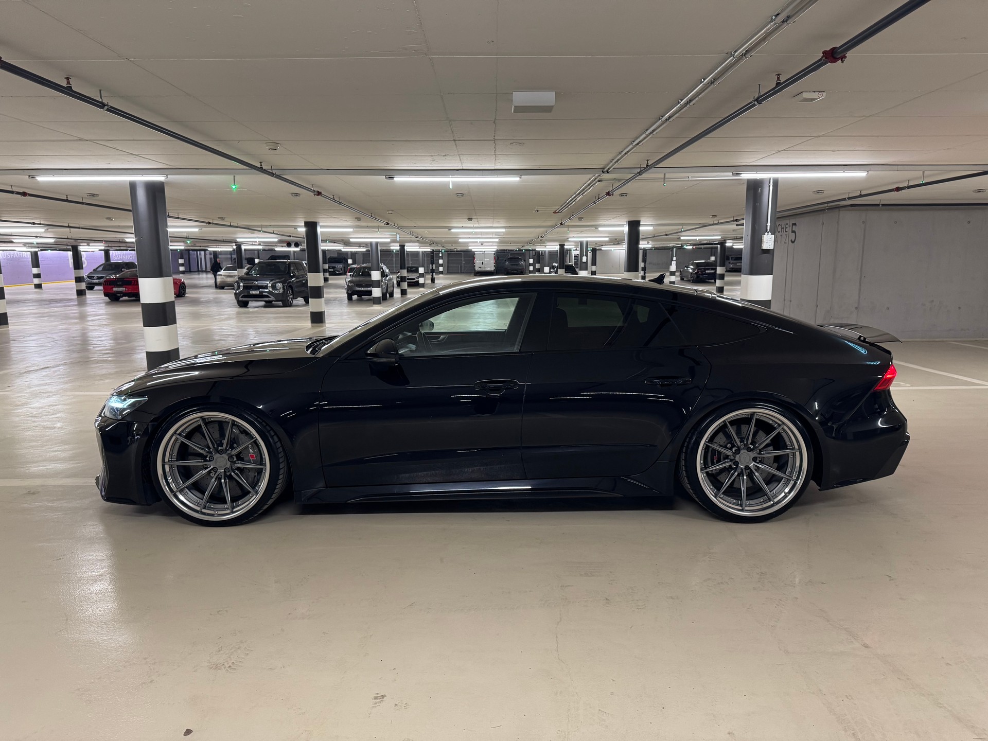 AUDI RS7 Sportback MHEV * 3.9% Leasing * 22" Forged *-image-1