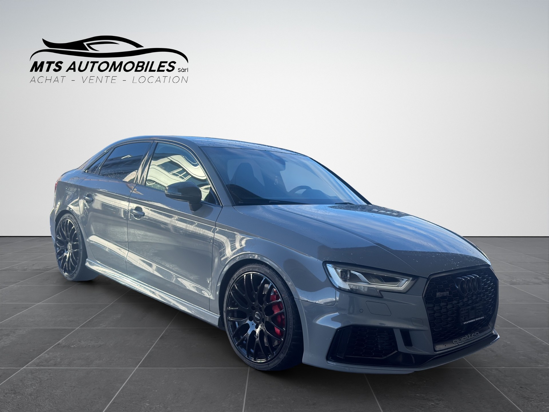 AUDI RS3 Sportback 2.5 TSI quattro S-tronic-image-7