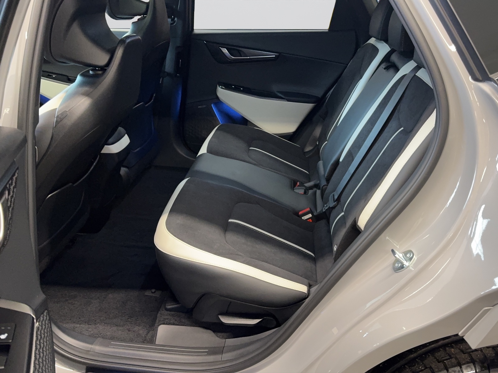 KIA EV6 84 kWh GT-Line 4x4-image-8