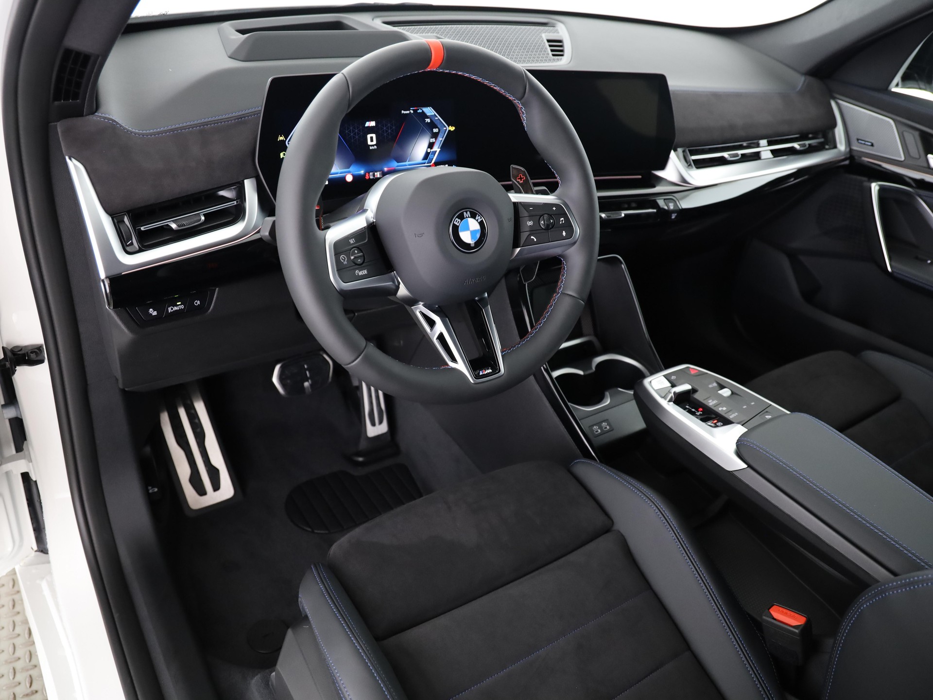 BMW X1 M35i-image-9