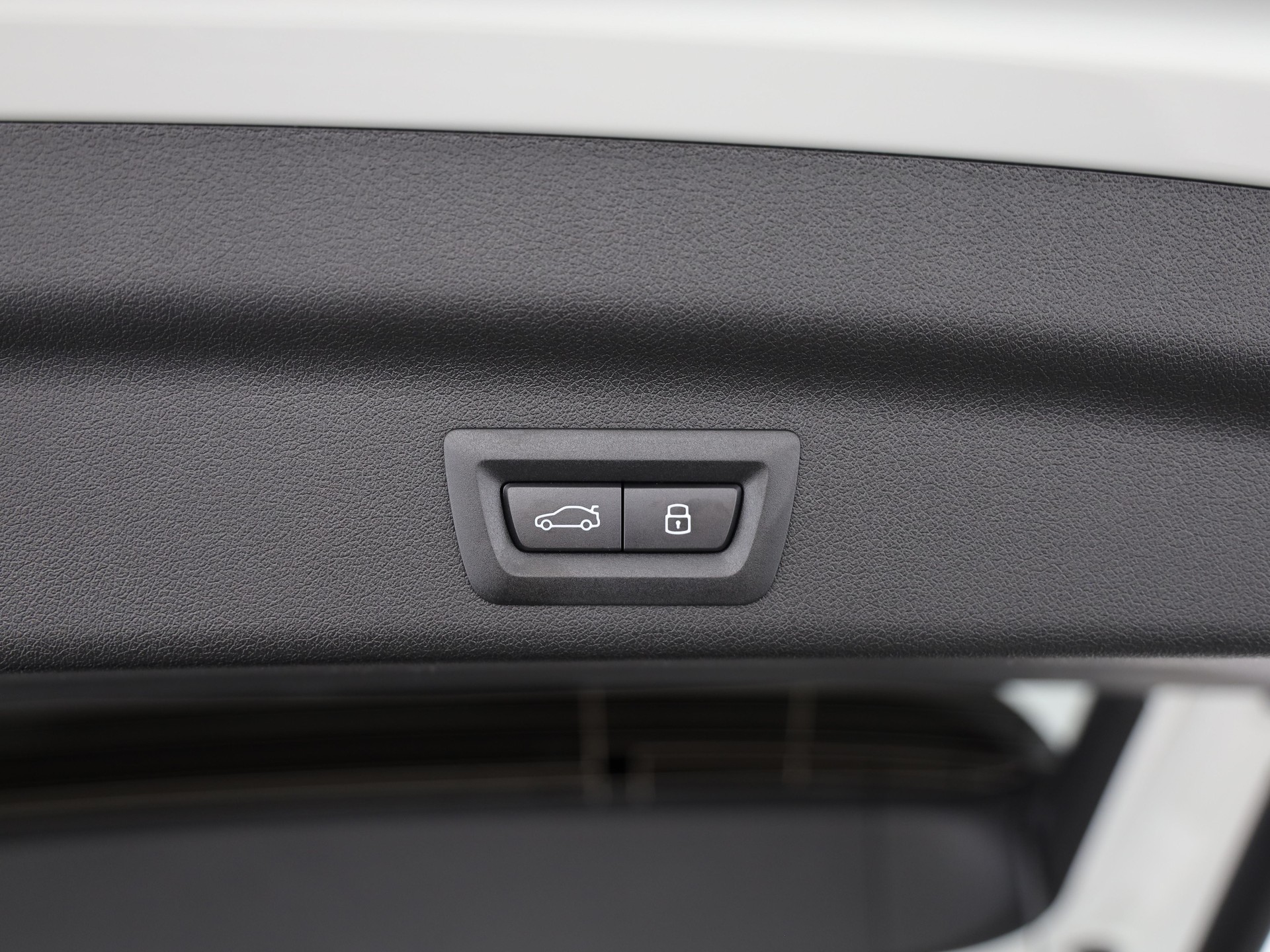 BMW X1 M35i-image-18
