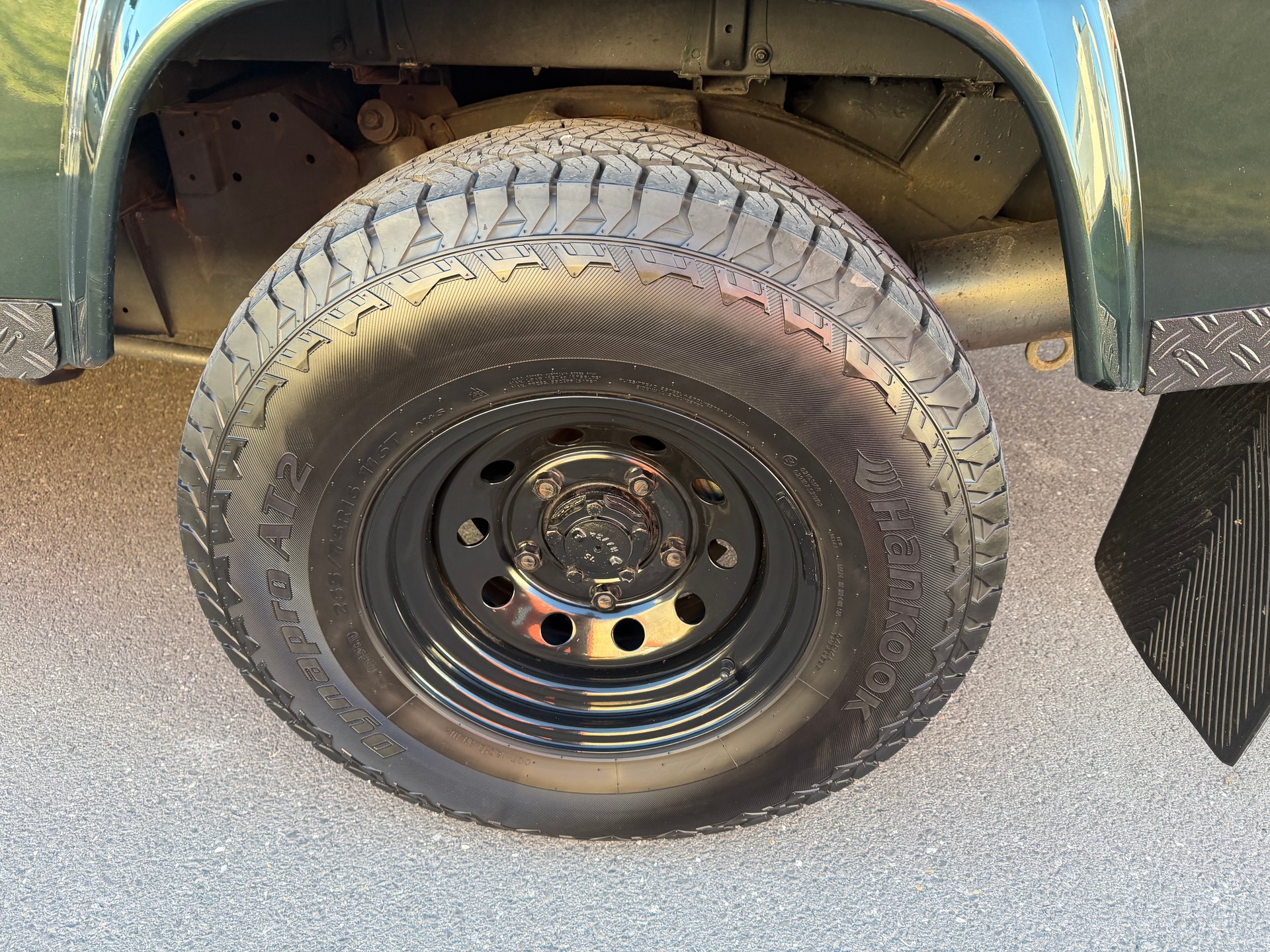 LAND ROVER Defender 110 TD5 *Epsom*-image-17