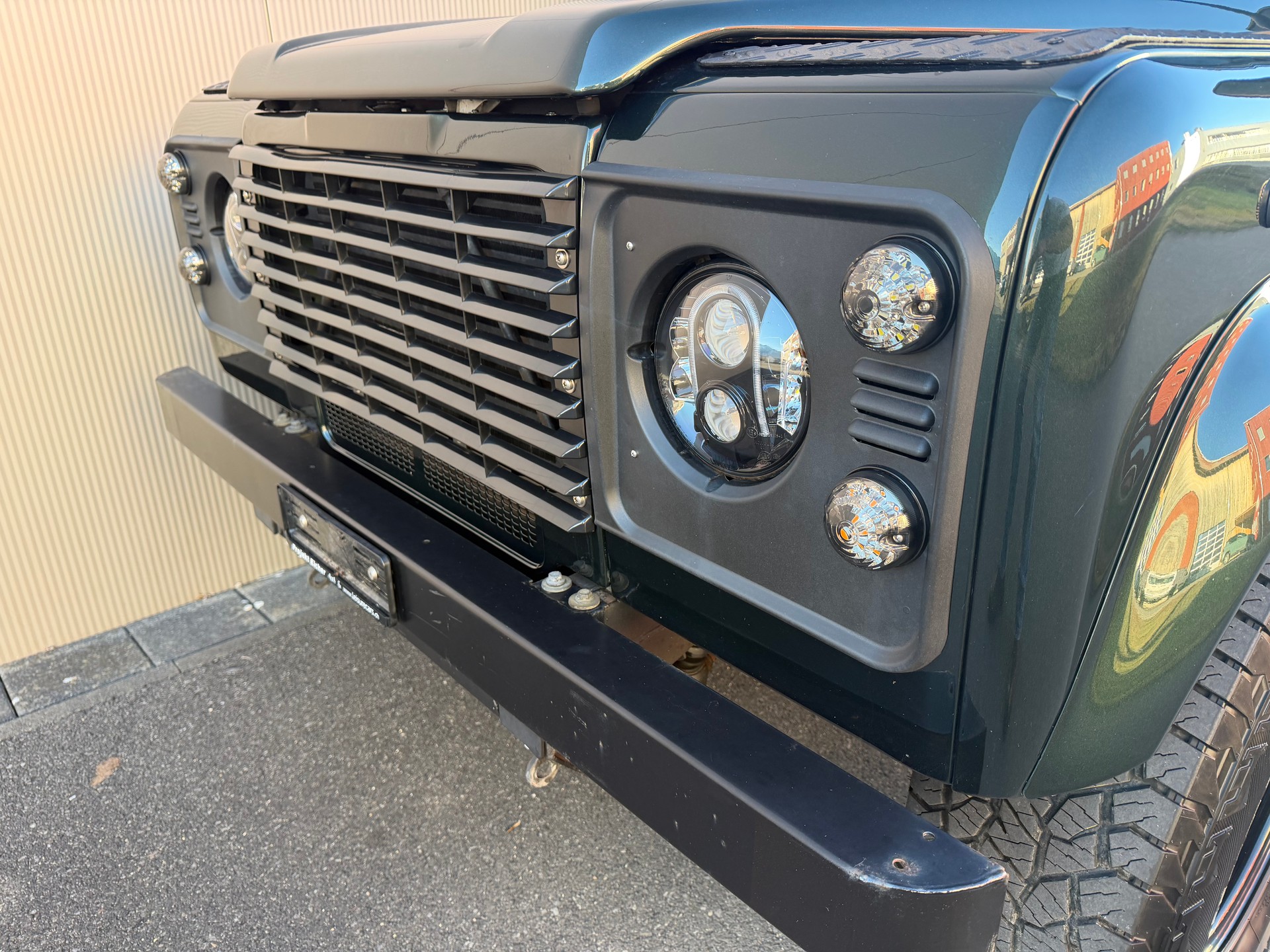 LAND ROVER Defender 110 TD5 *Epsom*-image-19