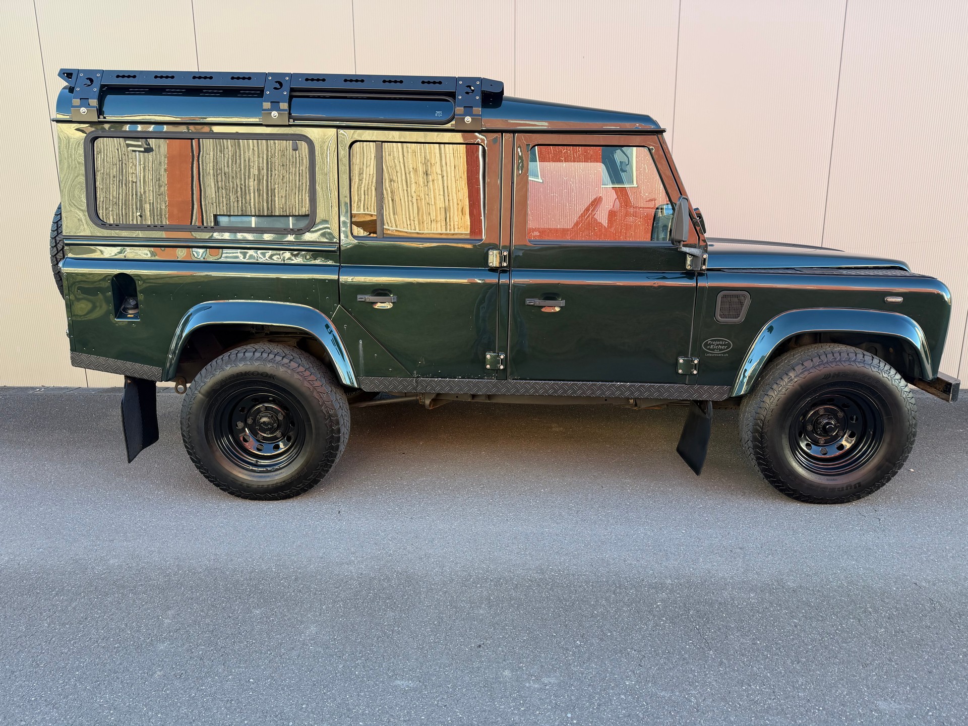 LAND ROVER Defender 110 TD5 *Epsom*-image-4