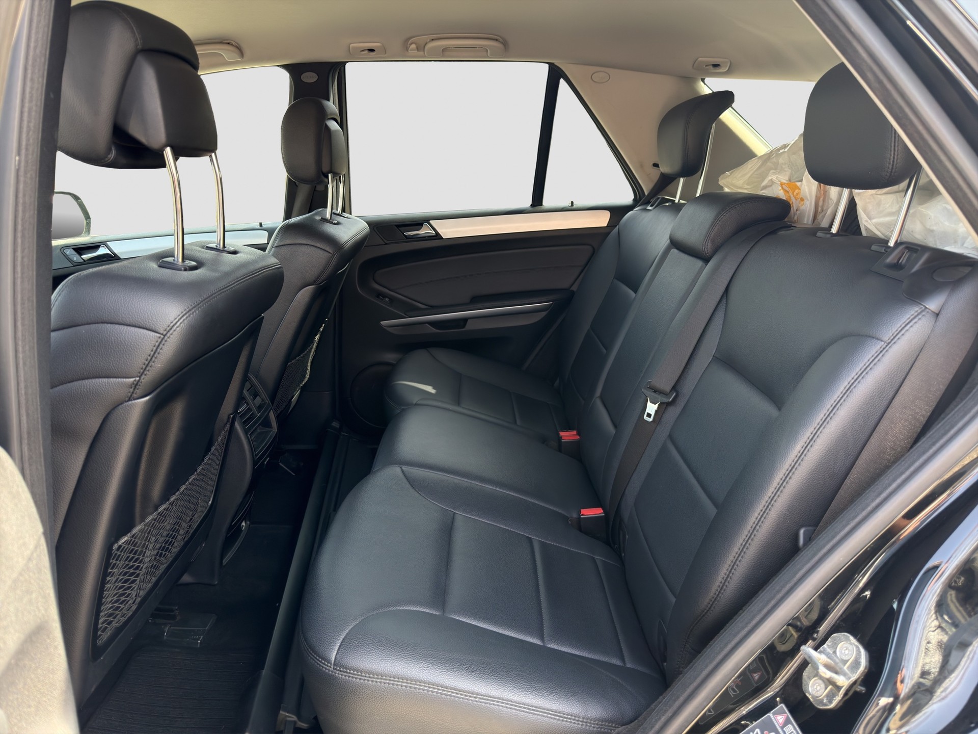 MERCEDES-BENZ ML 300 CDI Blue Efficiency 4Matic 7G-Tronic-image-9