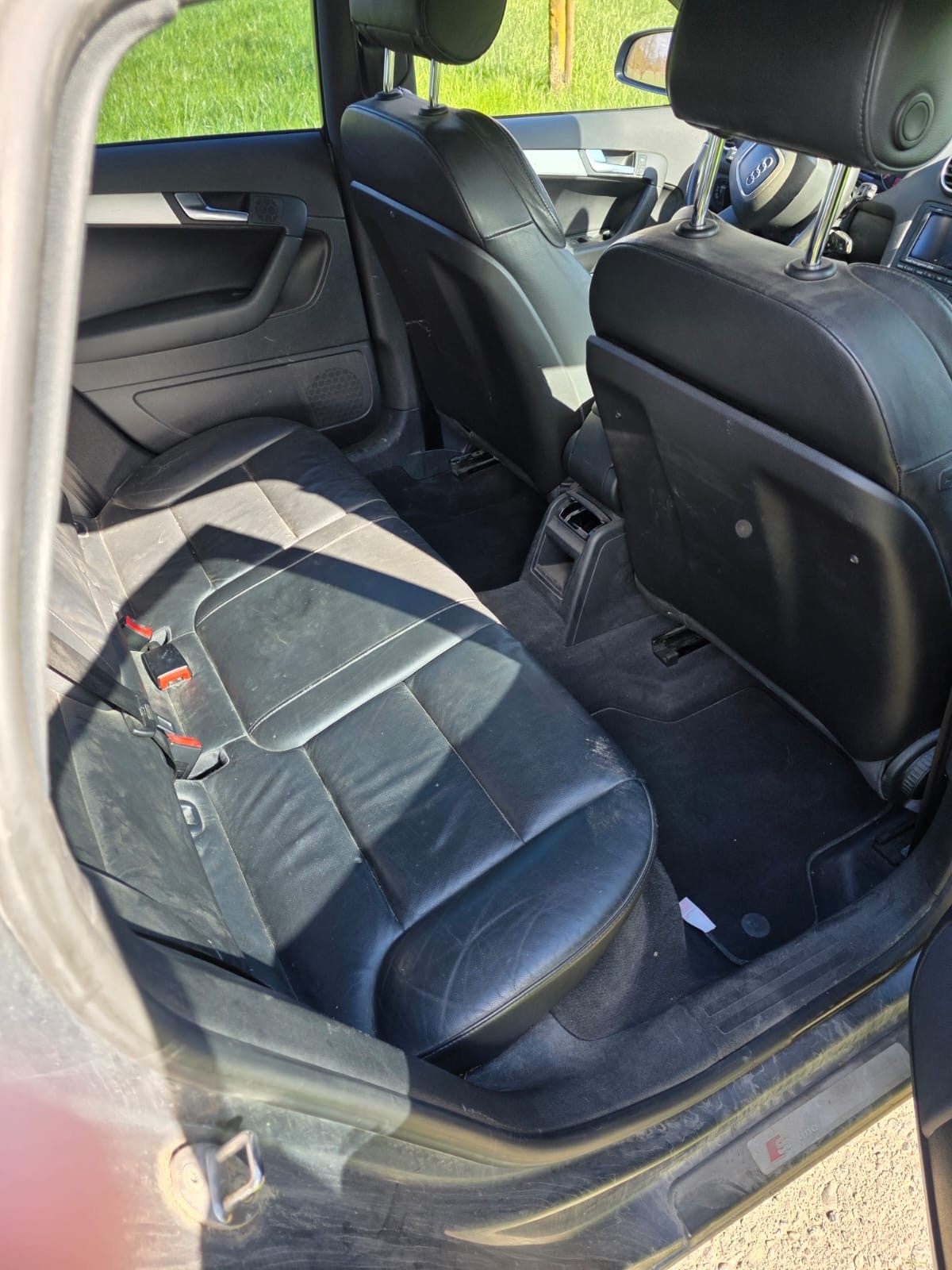 AUDI A3 Sportback 2.0 TDI Ambition quattro-image-11