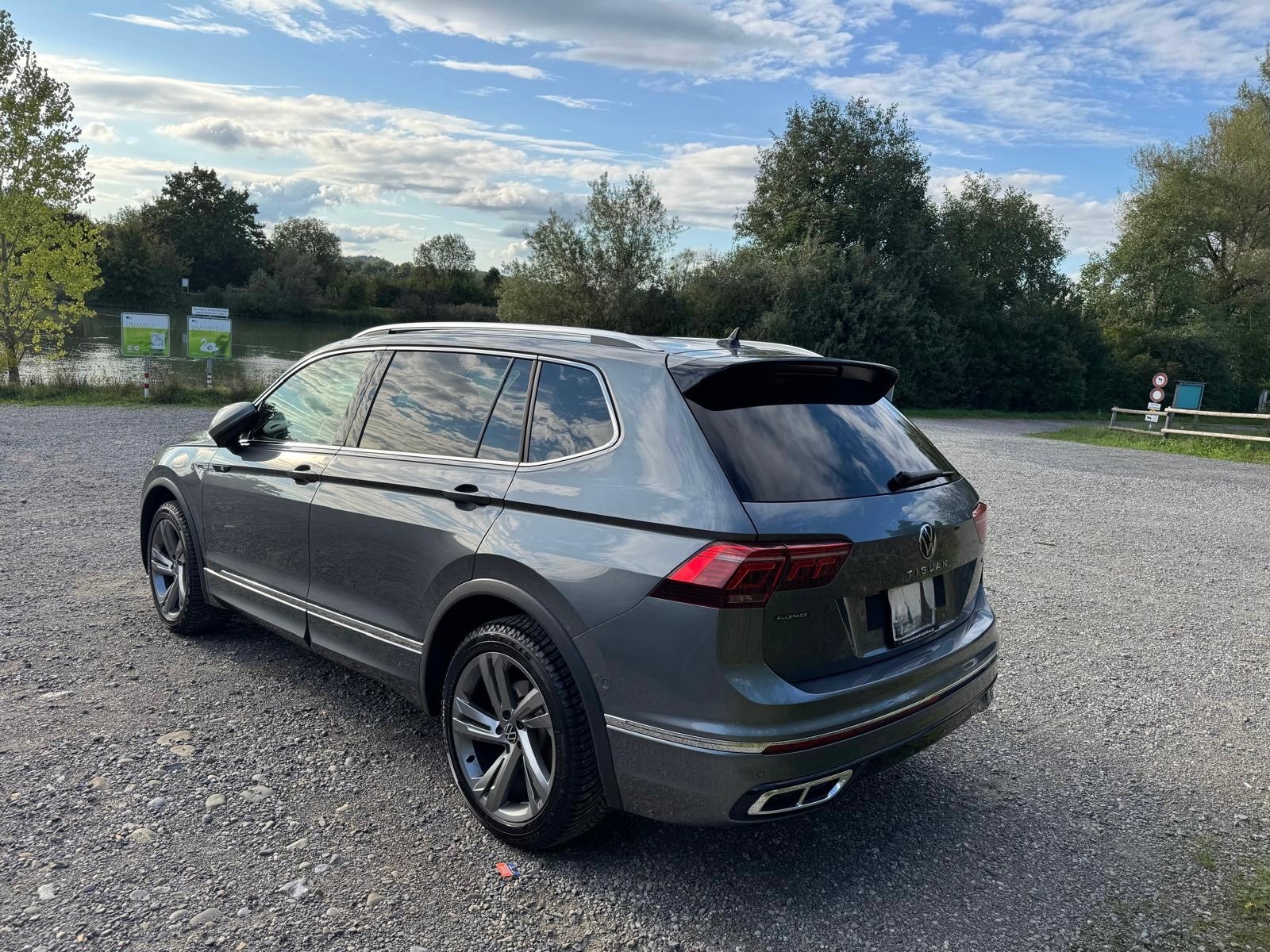 VW Allsp 2.0 R-Line4M-image-2